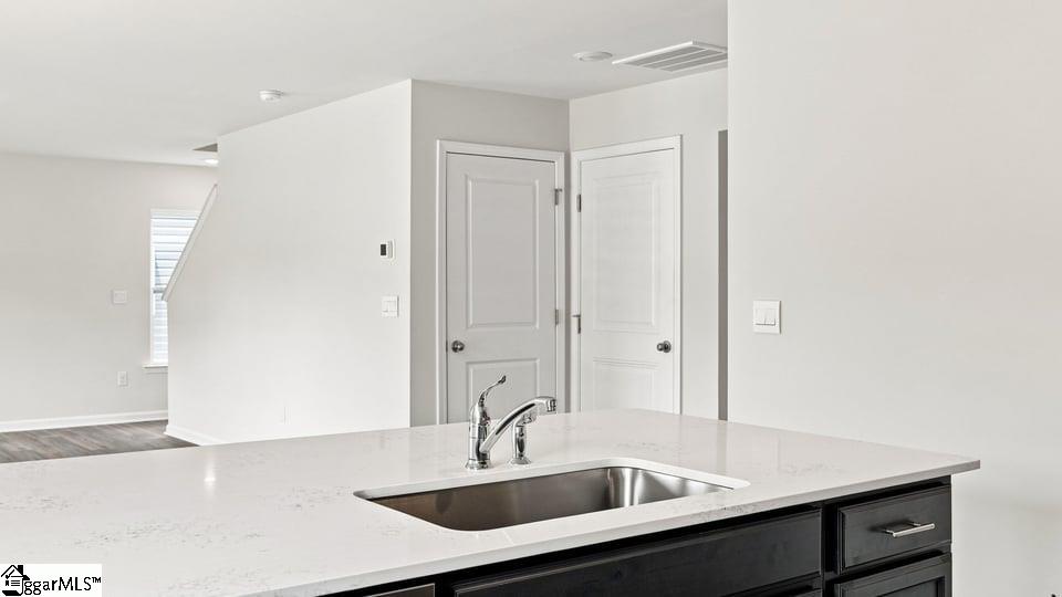1515 Azure Lane Property Photo 14
