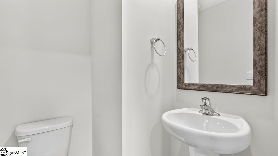 920 Kerwood Street Property Photo 8