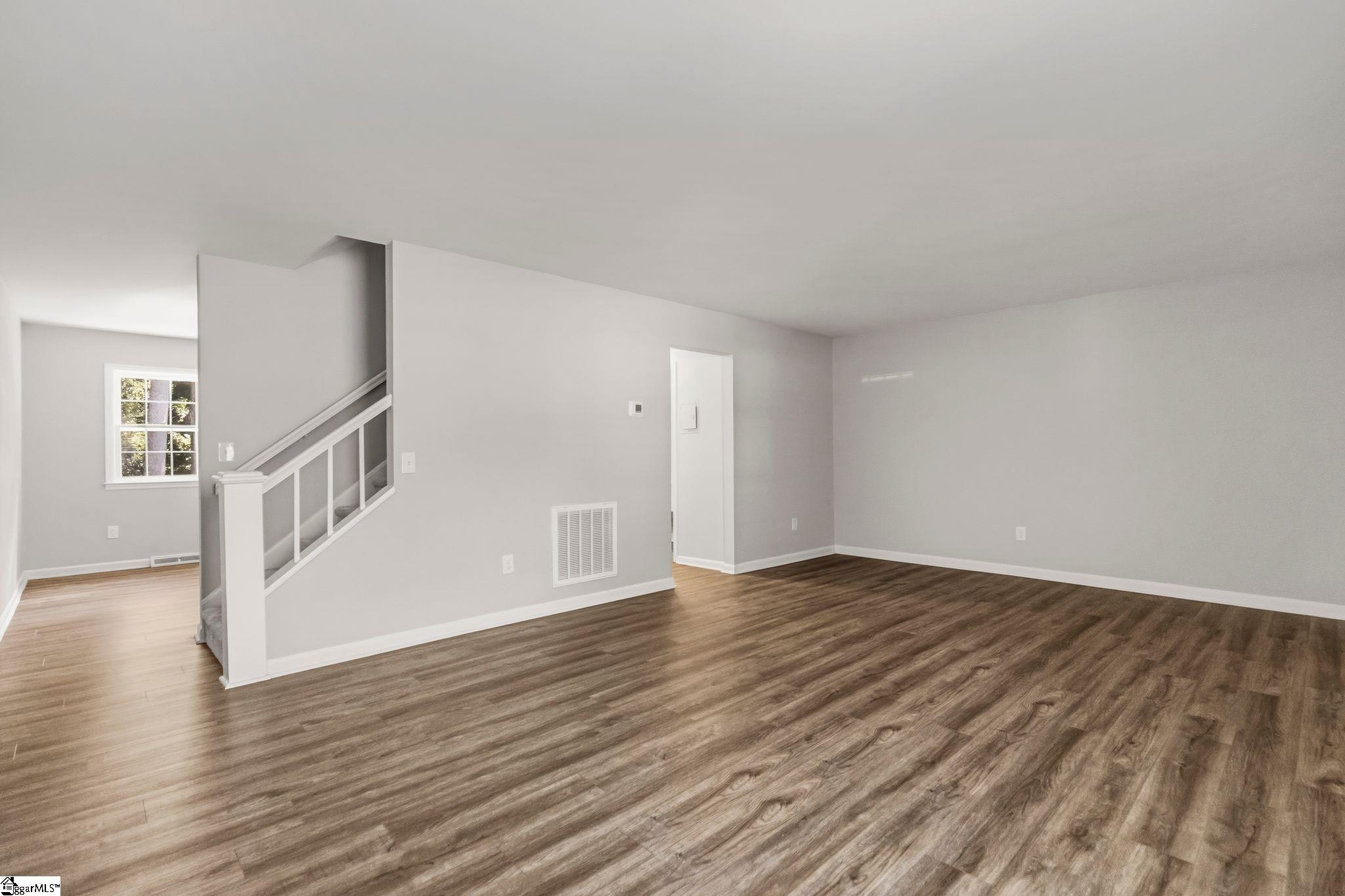 815 Edwards Road Property Photo 3