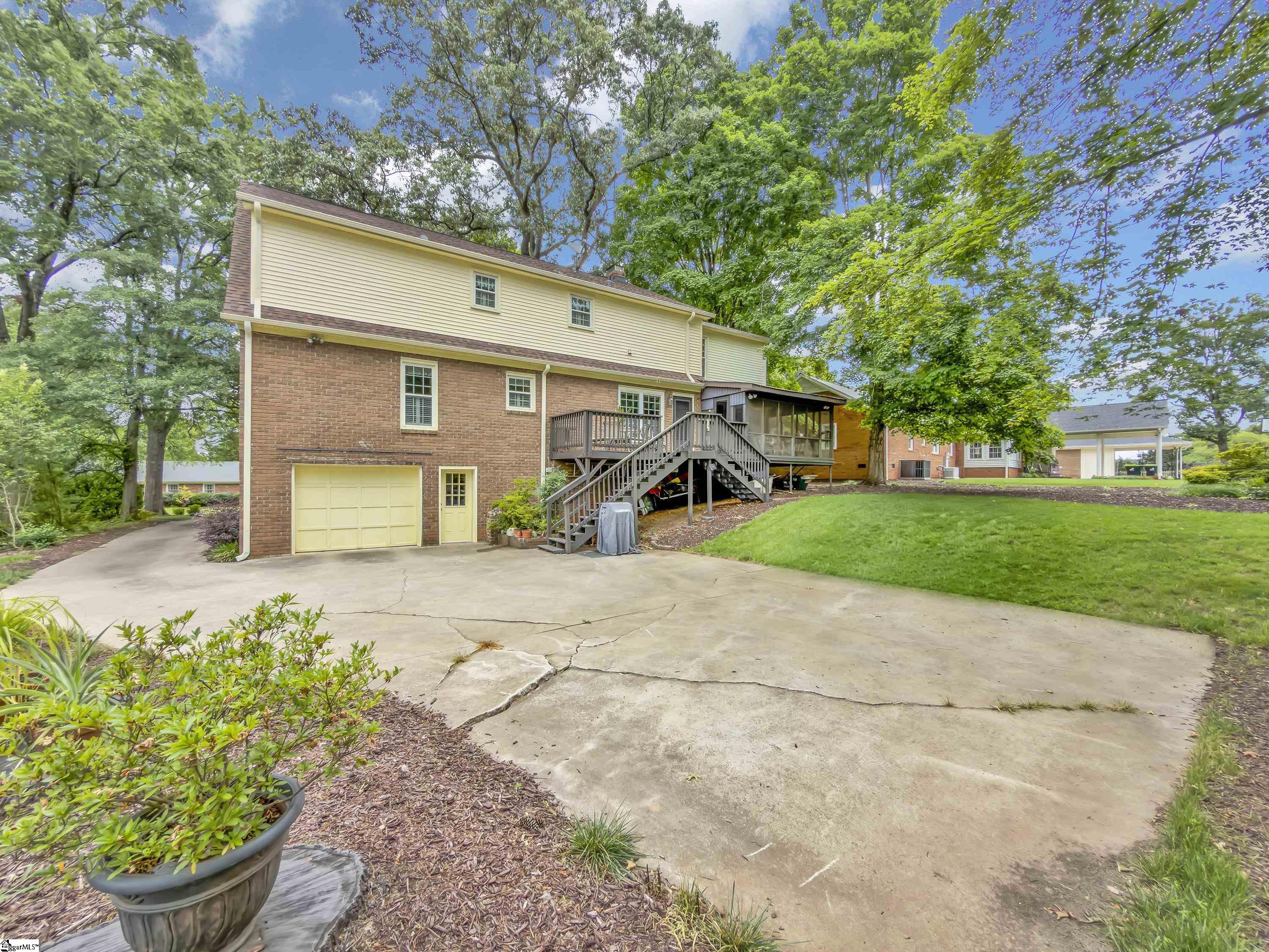 108 Merrifield Drive Property Photo 33
