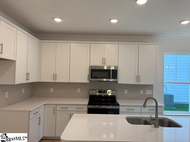 301 Dunnlea Way Property Photo 3