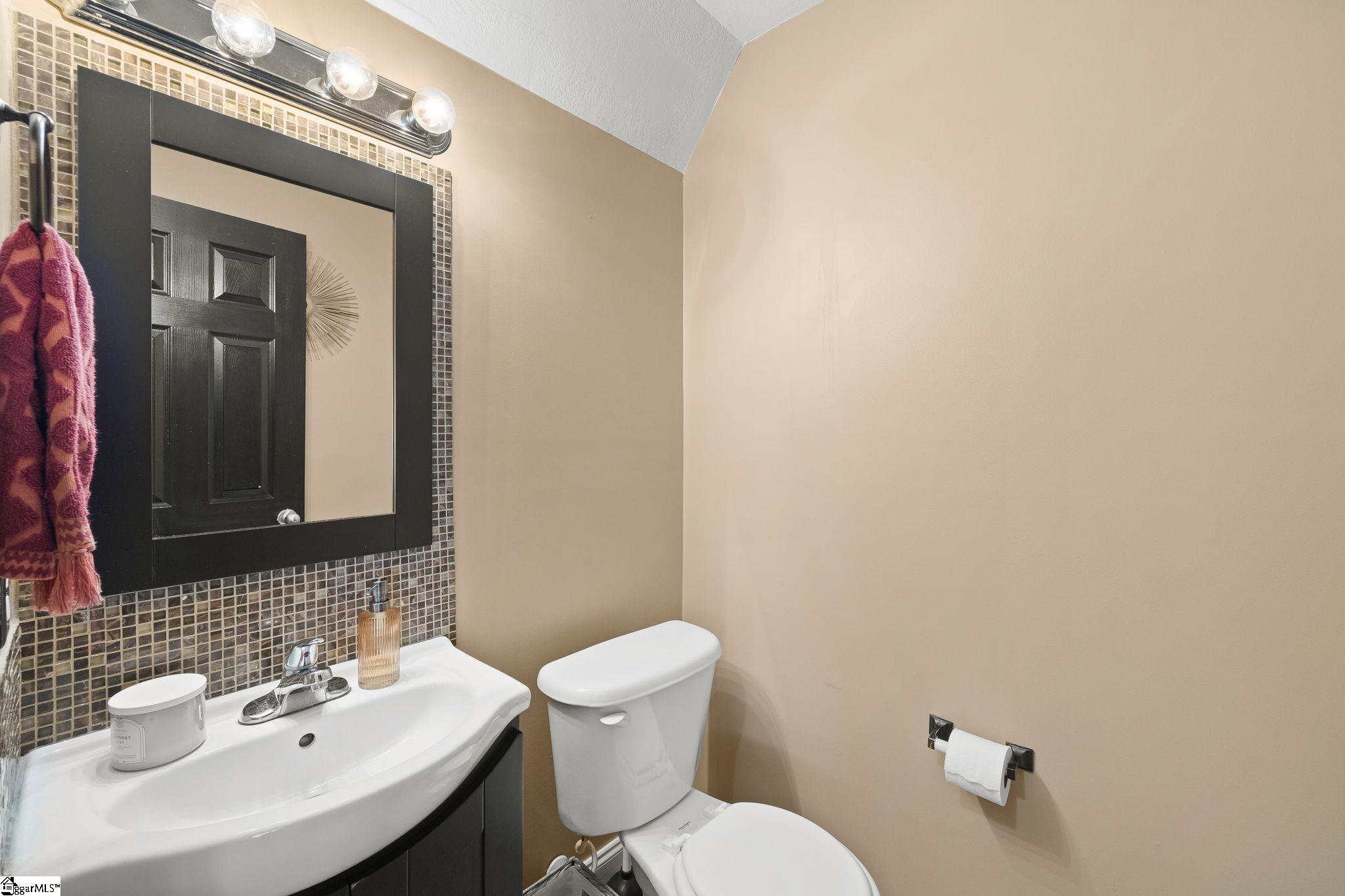 21 Red Shirt Court Property Photo 11