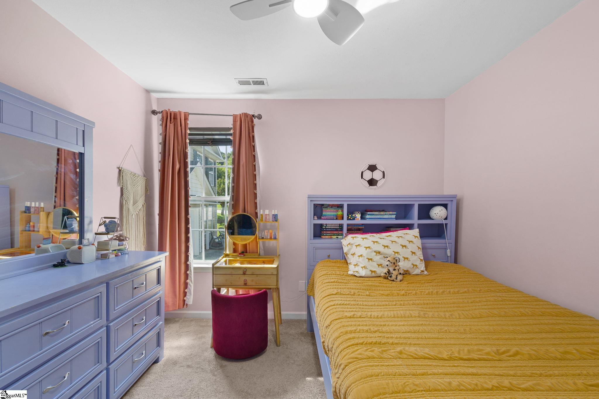 21 Red Shirt Court Property Photo 23