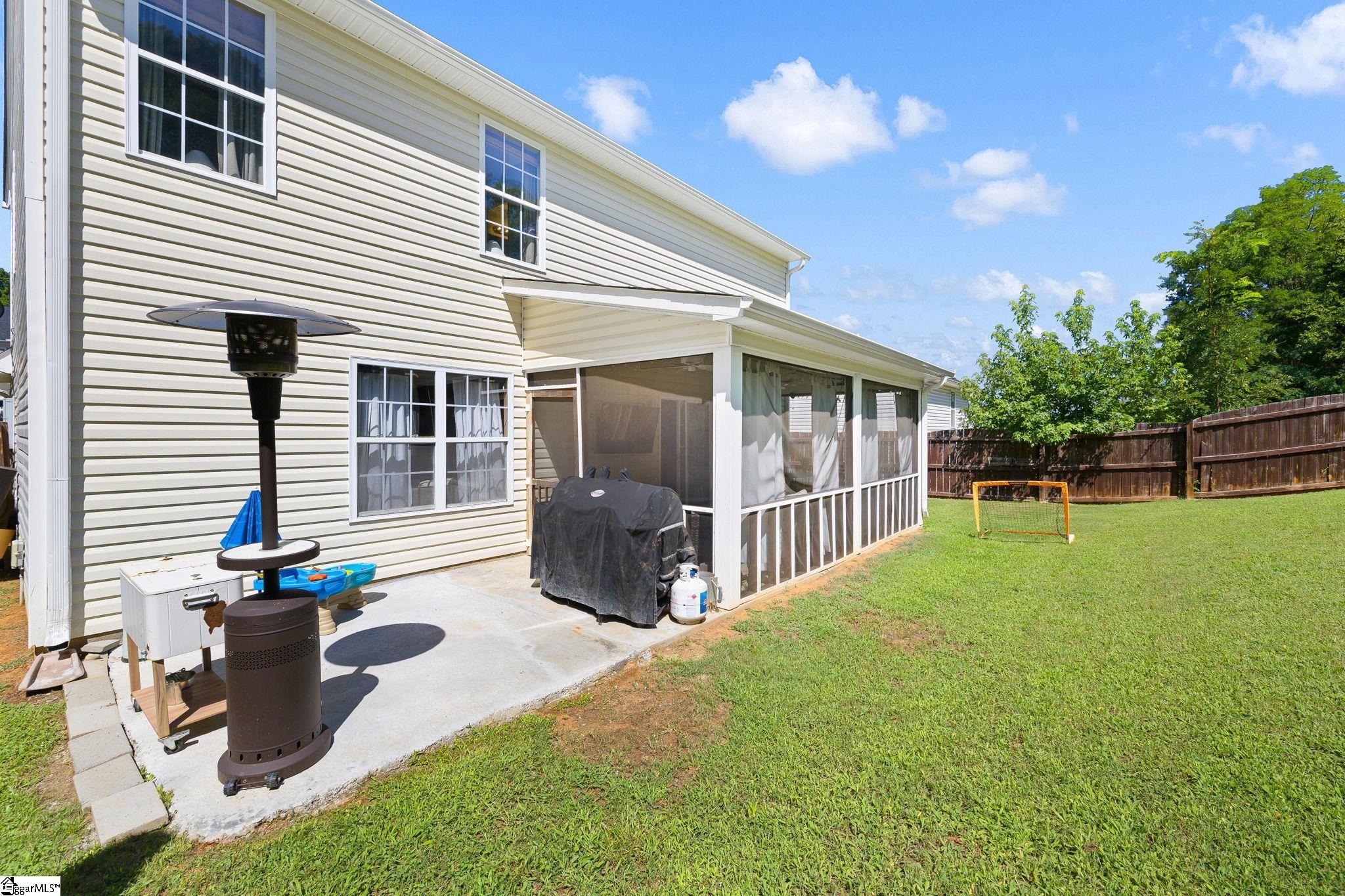 21 Red Shirt Court Property Photo 34