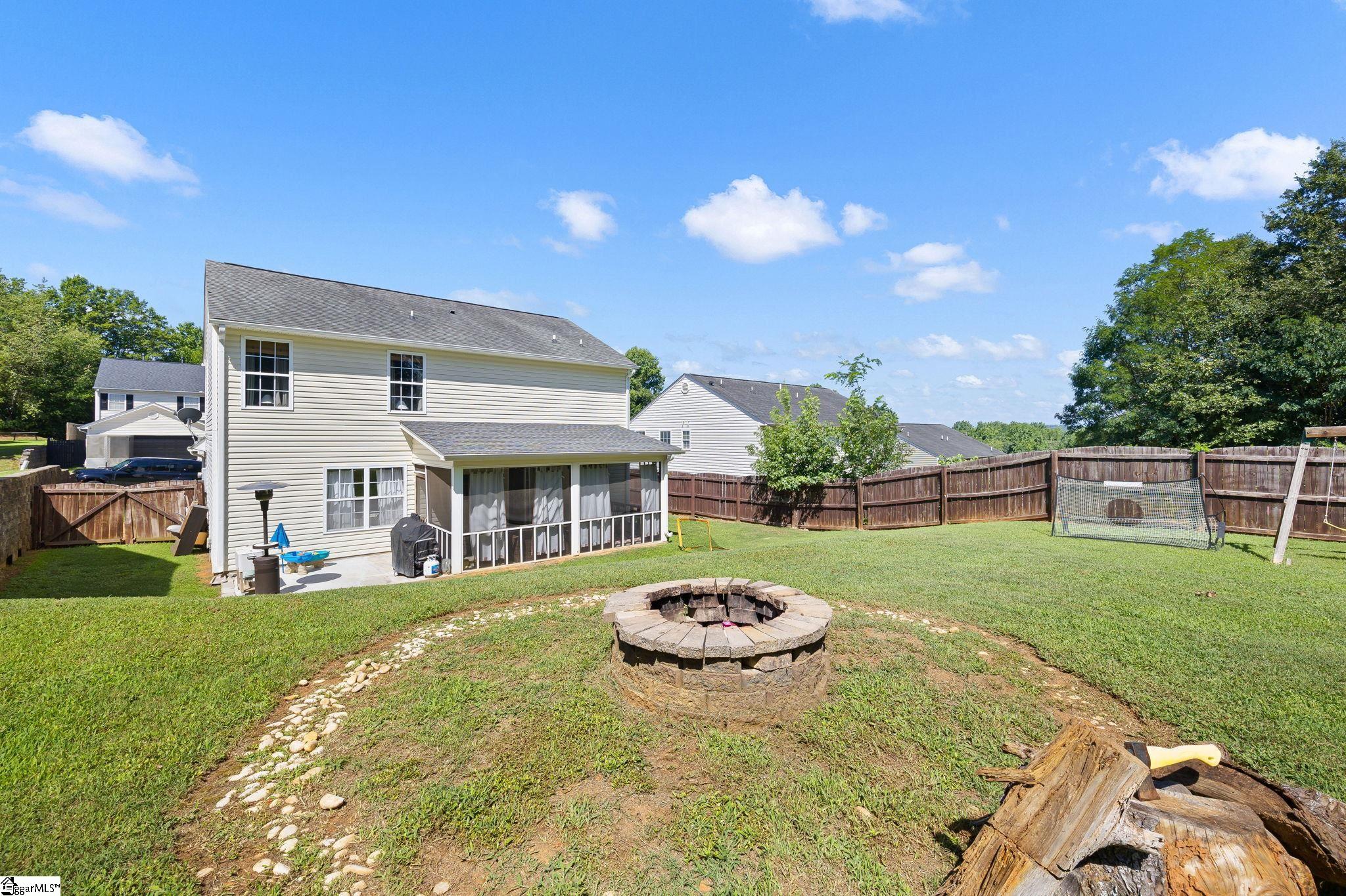 21 Red Shirt Court Property Photo 35