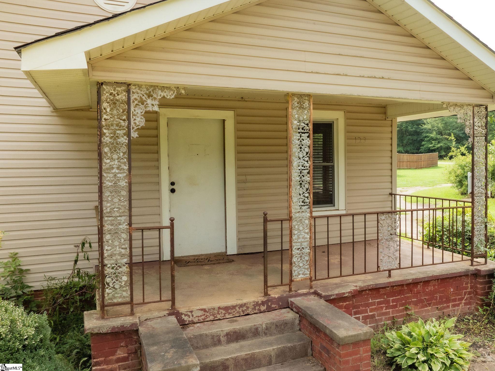 123 Pine Ridge Road Property Photo 6