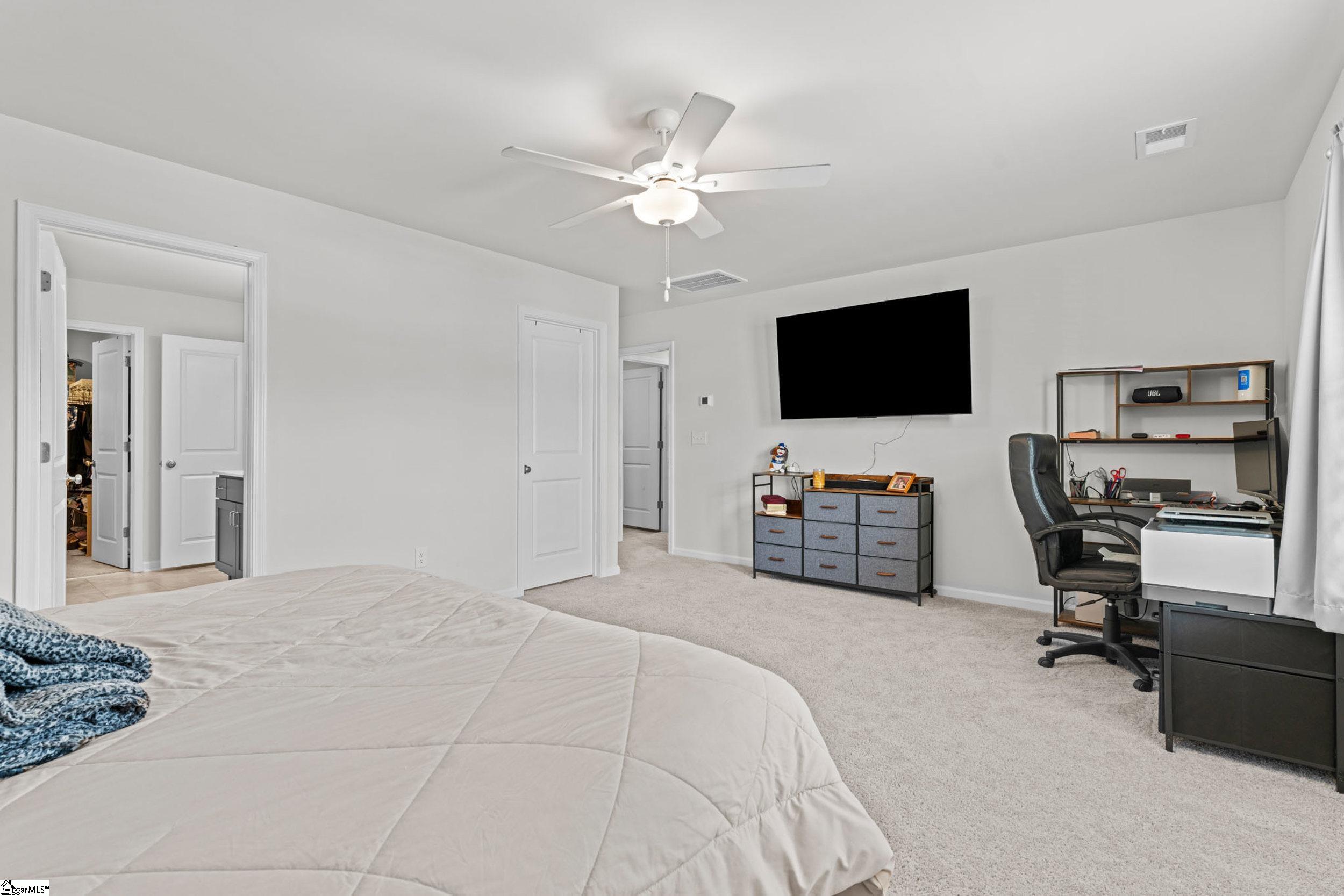 7063 Fairview Falls Drive Property Photo 16