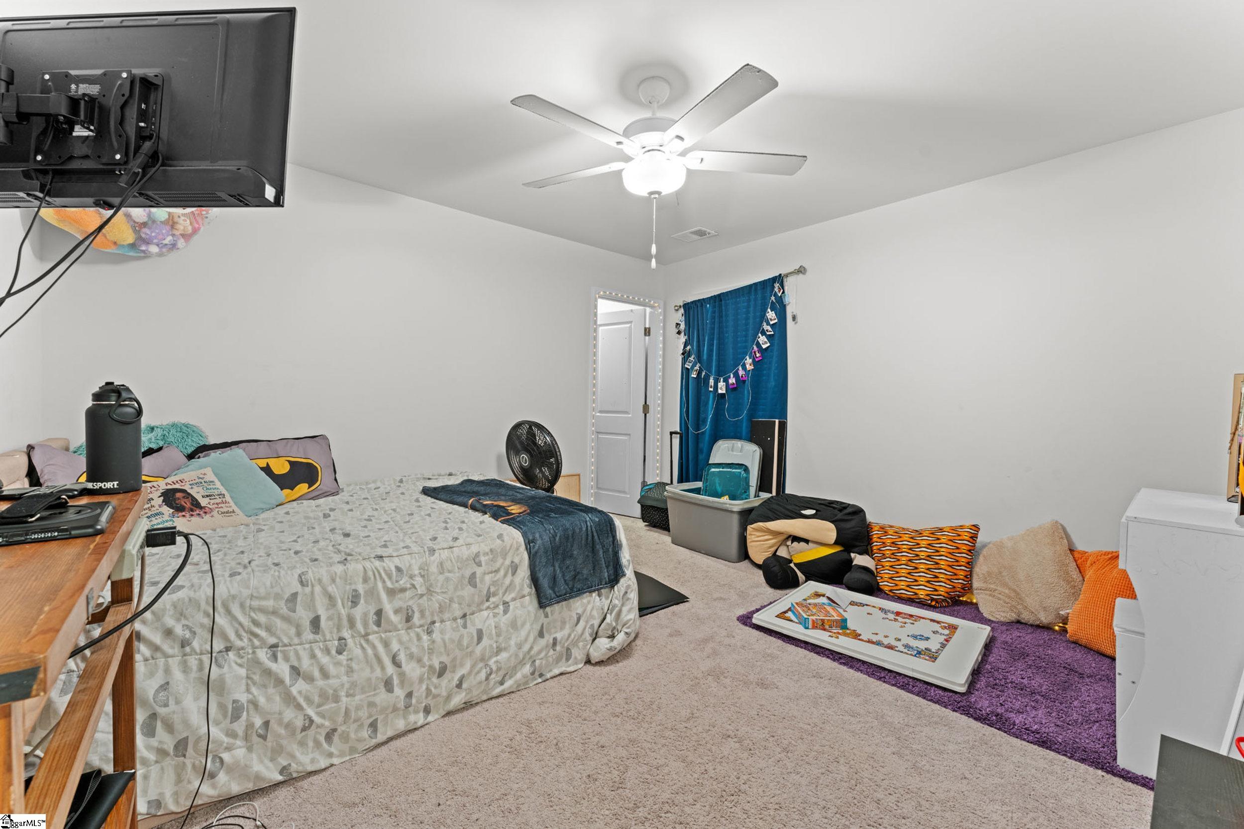 7063 Fairview Falls Drive Property Photo 26