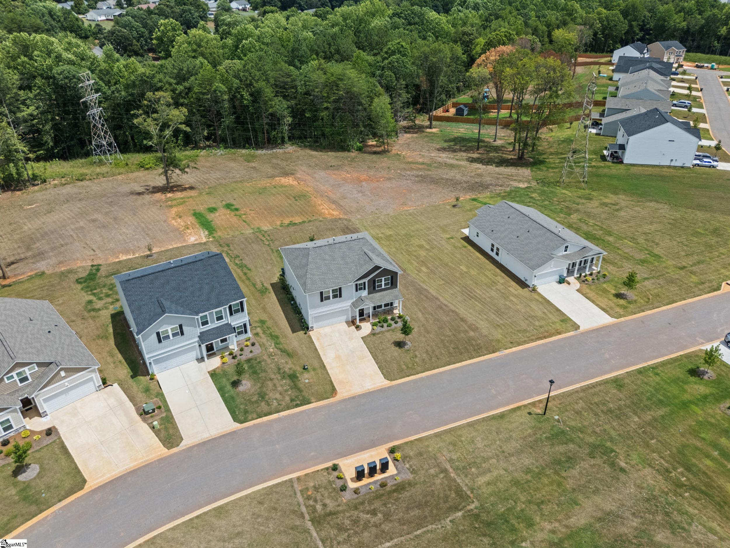 7063 Fairview Falls Drive Property Photo 32