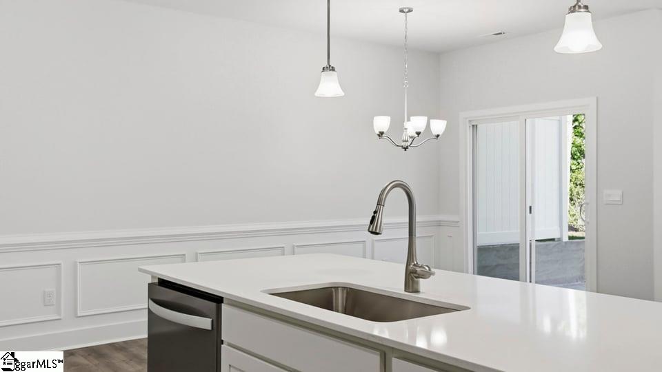 711 Lesbury Lane Property Photo 13