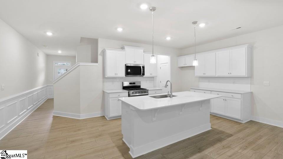 719 Lesbury Lane Property Photo 15