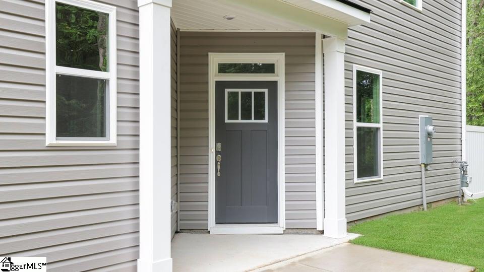 723 Lesbury Lane Property Photo 4