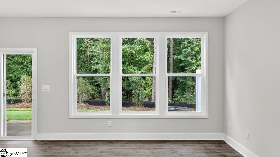 723 Lesbury Lane Property Photo 8