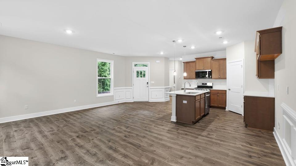 723 Lesbury Lane Property Photo 11