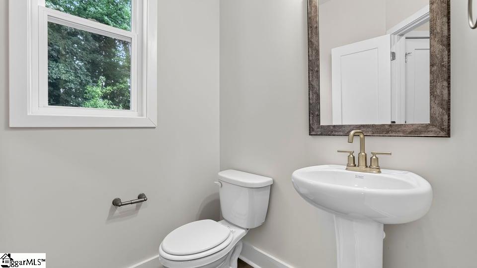 723 Lesbury Lane Property Photo 18