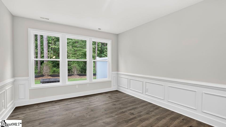 721 Lesbury Lane Property Photo 9
