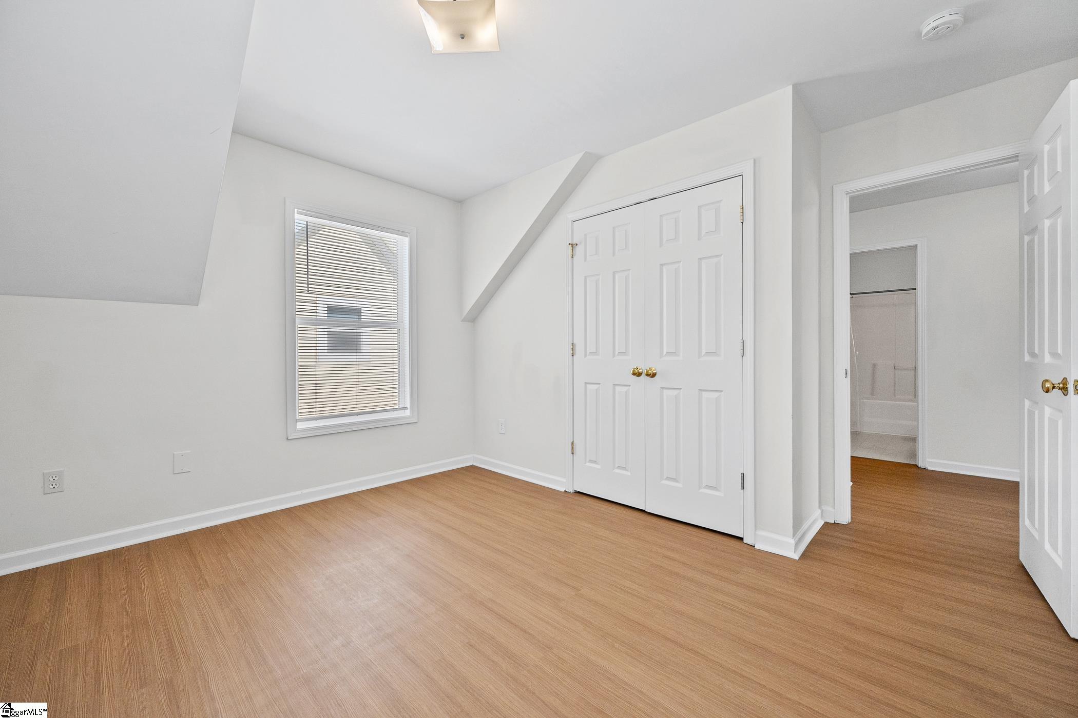335 Woodlark Street Property Photo 29