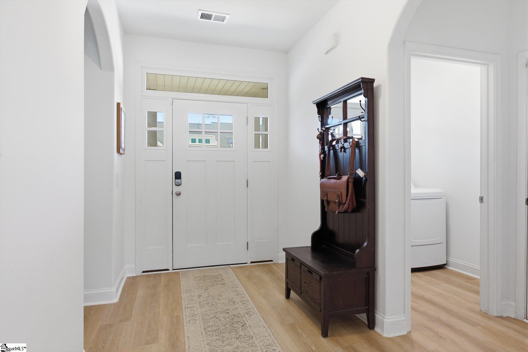 215 Daystrom Drive Property Photo 6