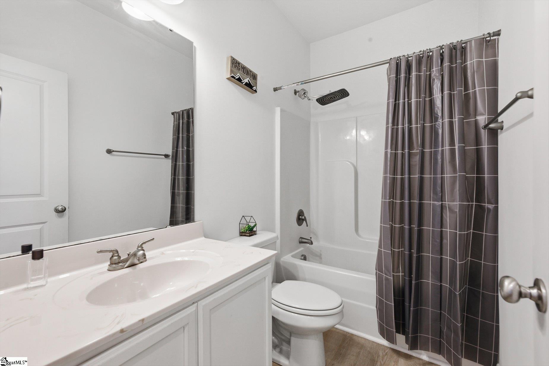 215 Daystrom Drive Property Photo 20