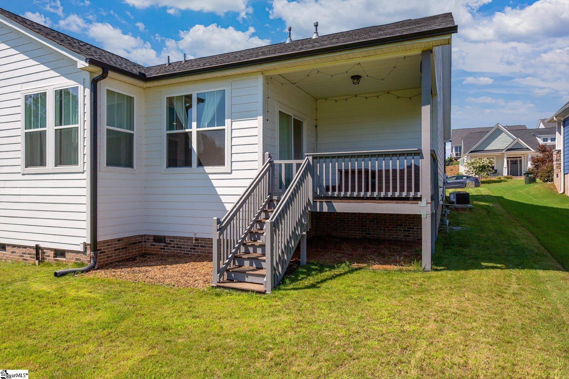 215 Daystrom Drive Property Photo 32