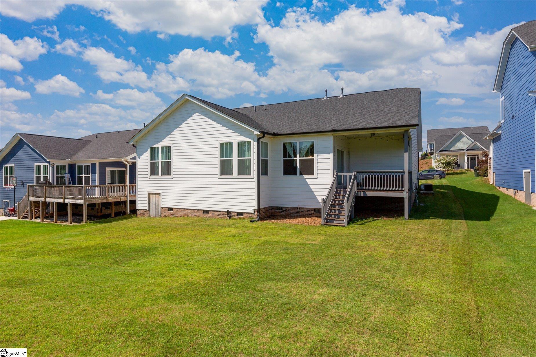 215 Daystrom Drive Property Photo 34