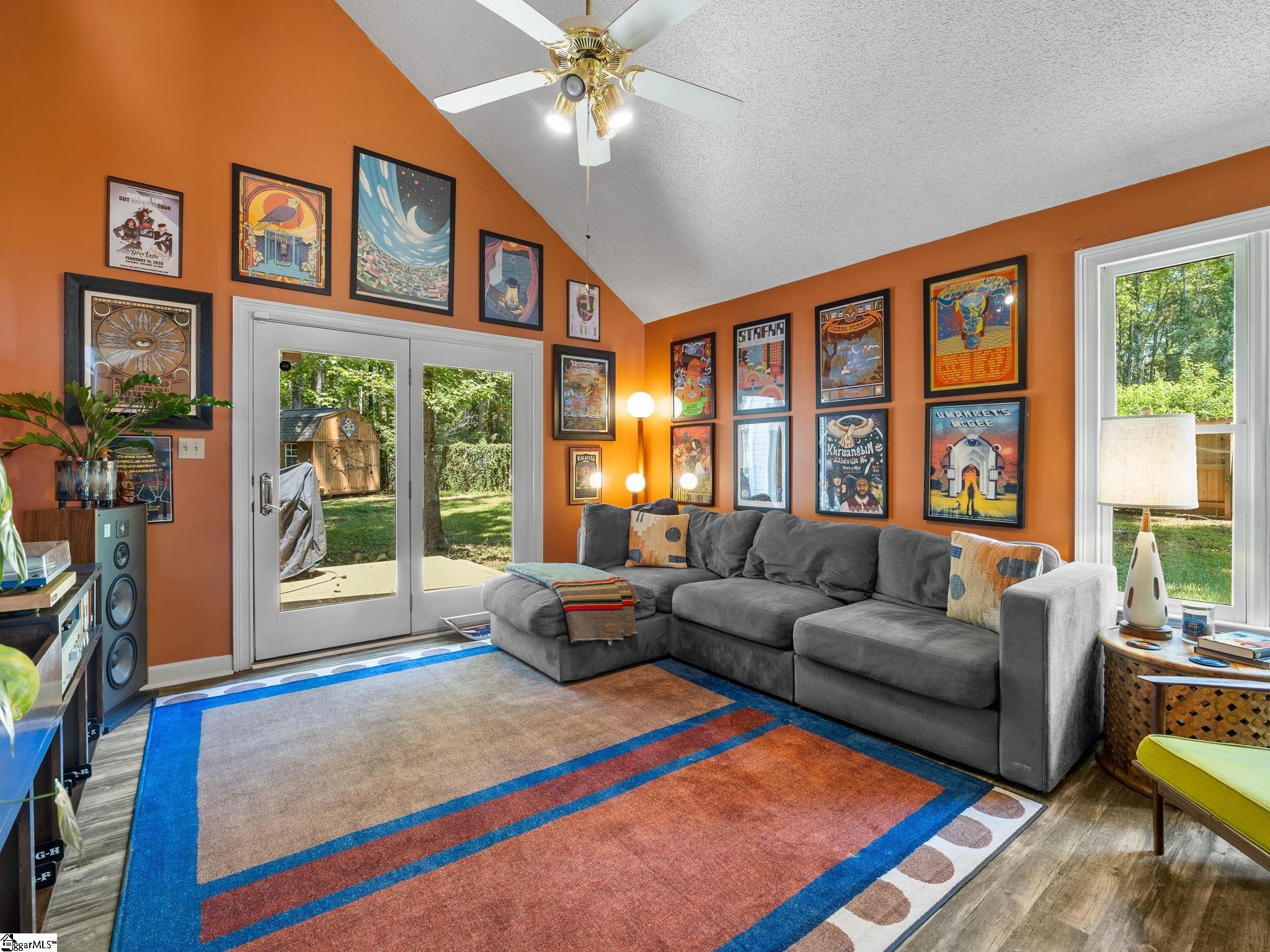 3 Summer Court Property Photo 5