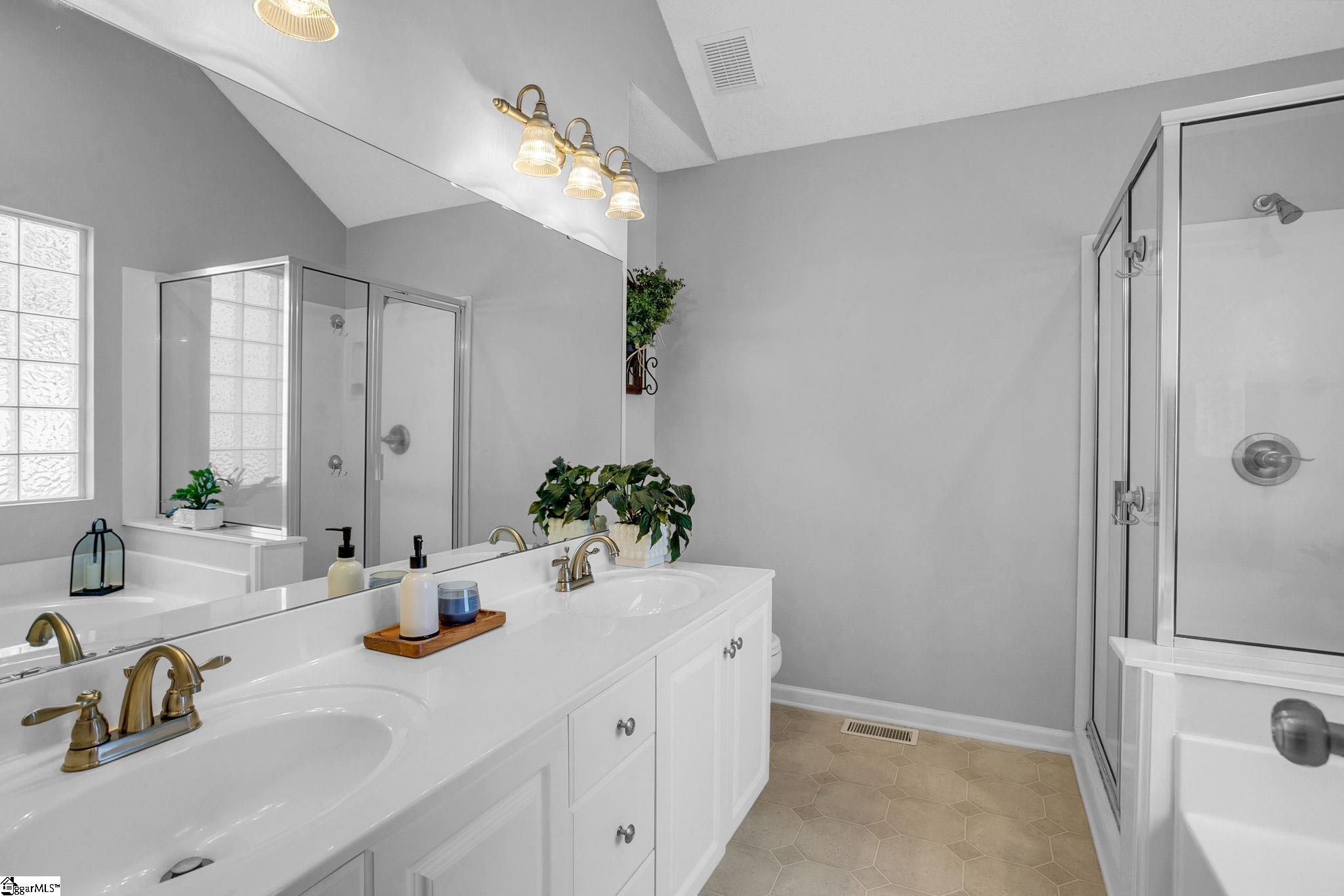 6 Kingsbury Way Property Photo 19
