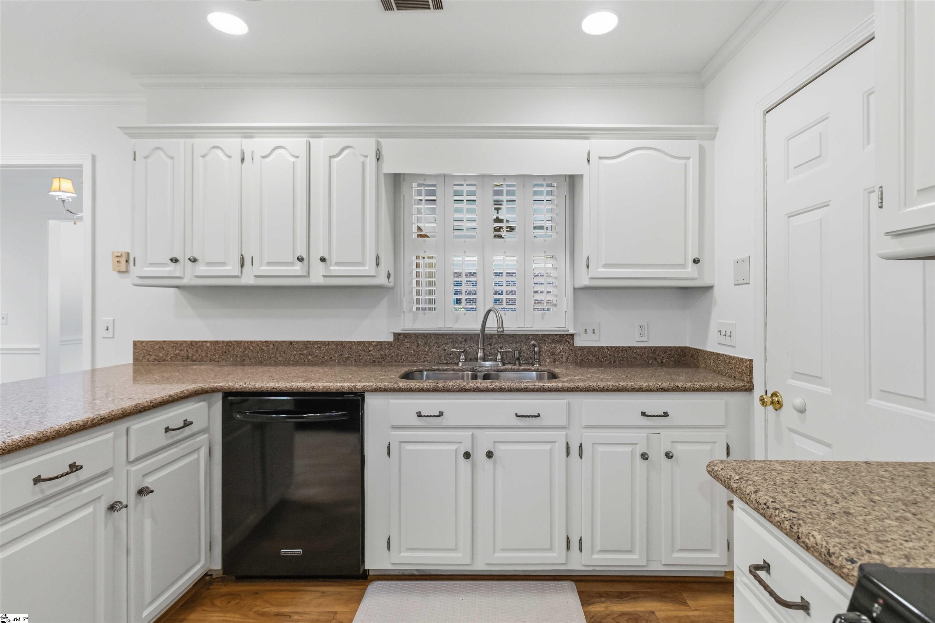 4 Parkins Place Property Photo 18