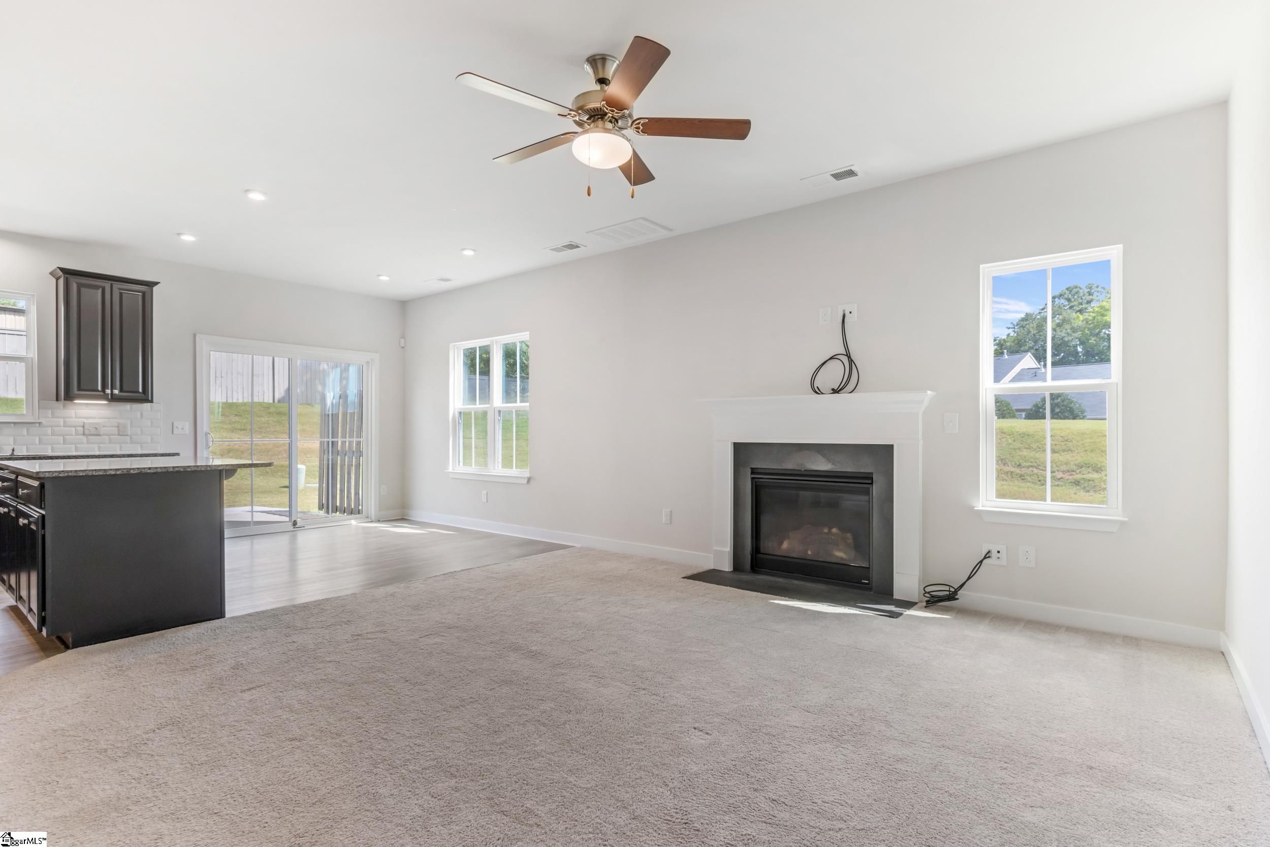 300 Huntingdale Place Property Photo 6