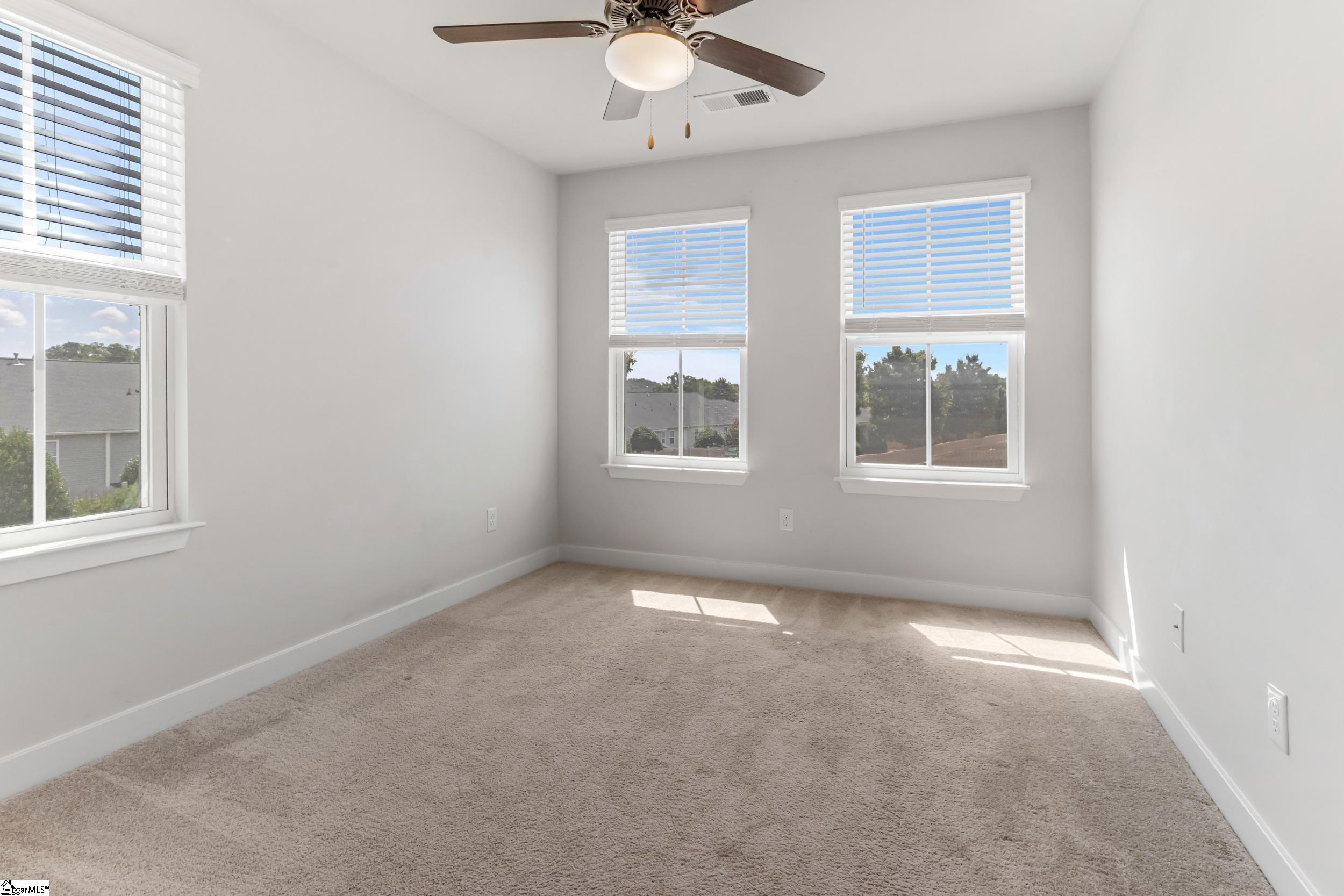 300 Huntingdale Place Property Photo 24