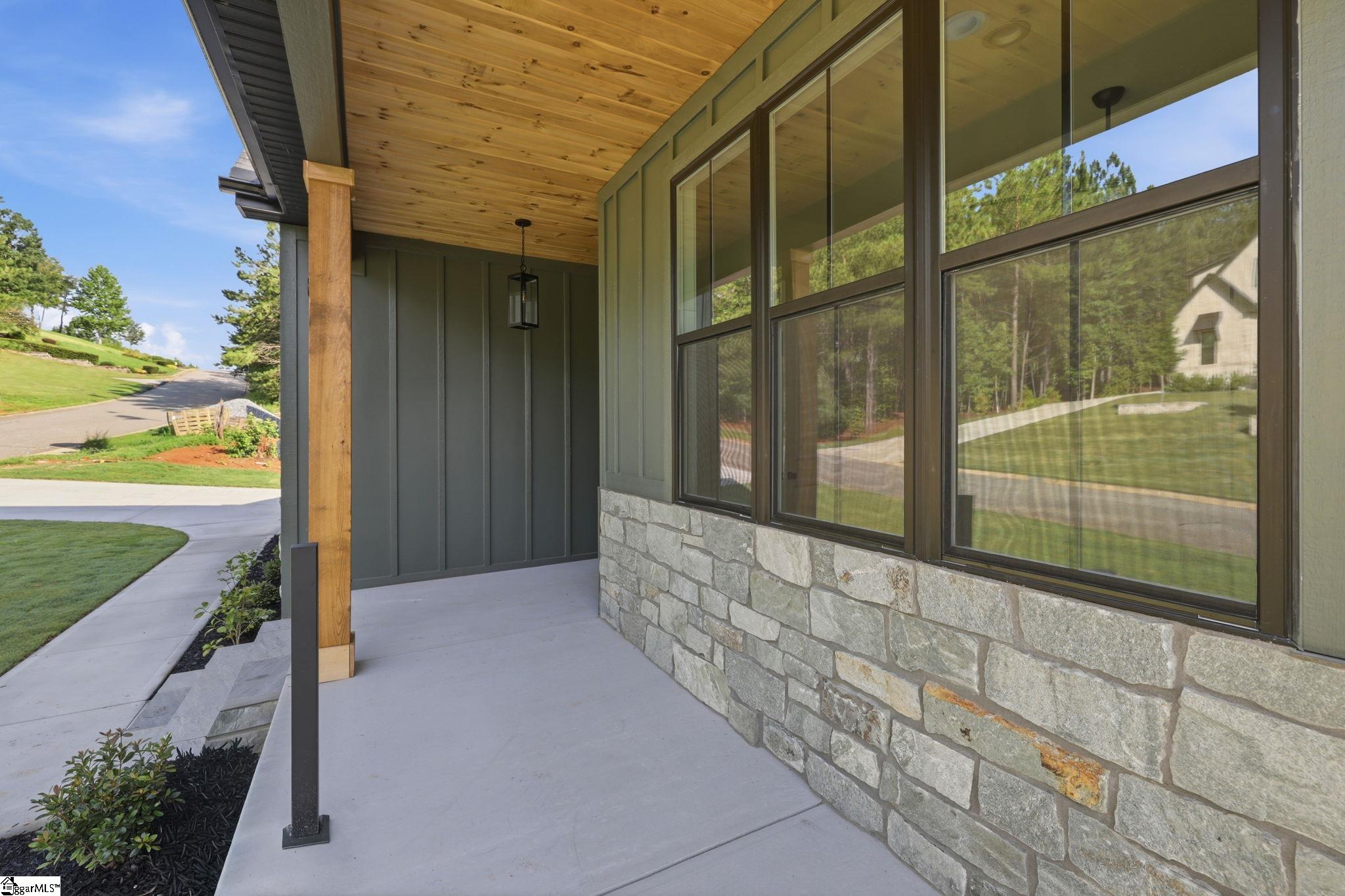 110 Wedge Way Property Photo 4