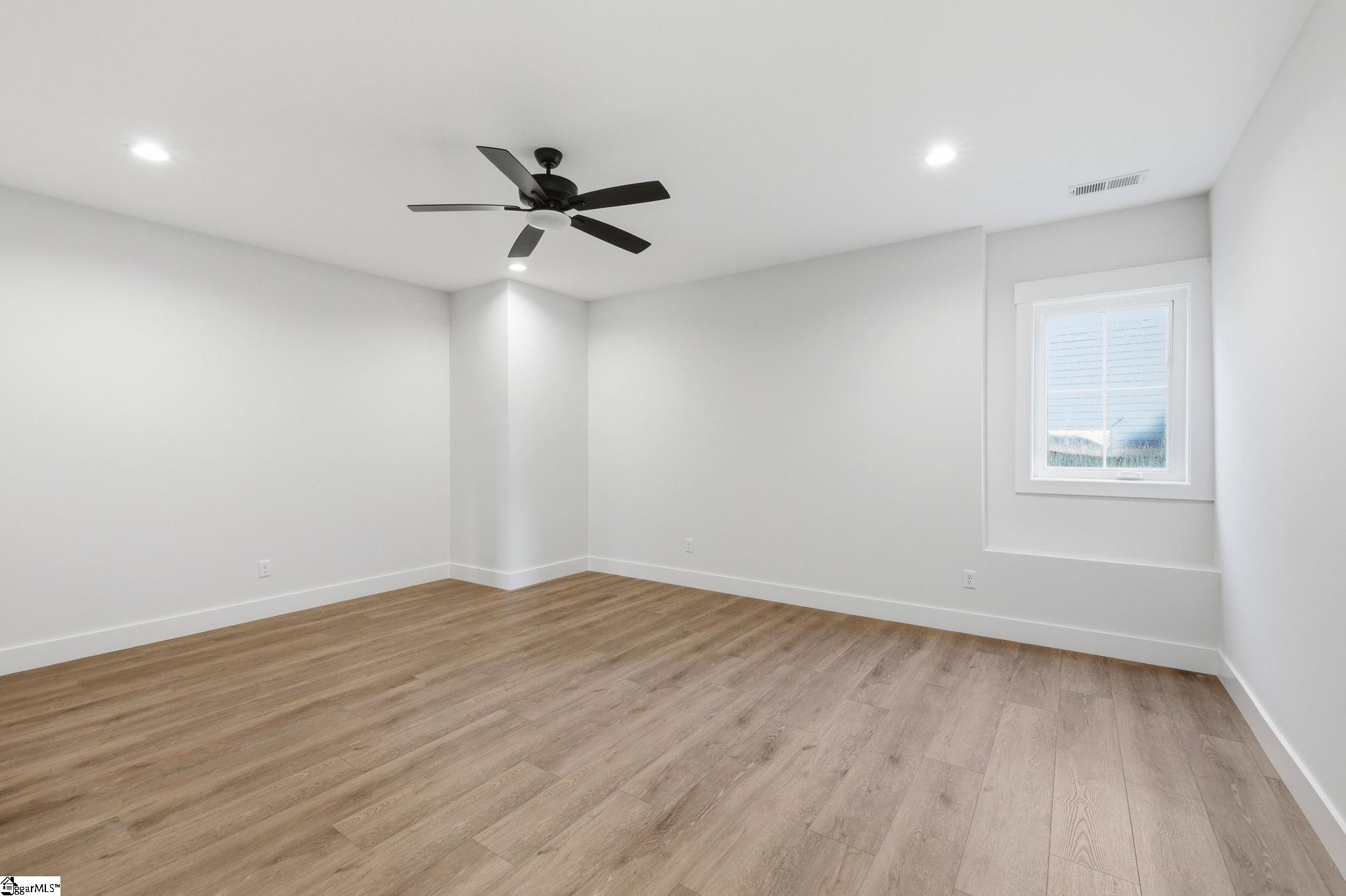 110 Wedge Way Property Photo 37