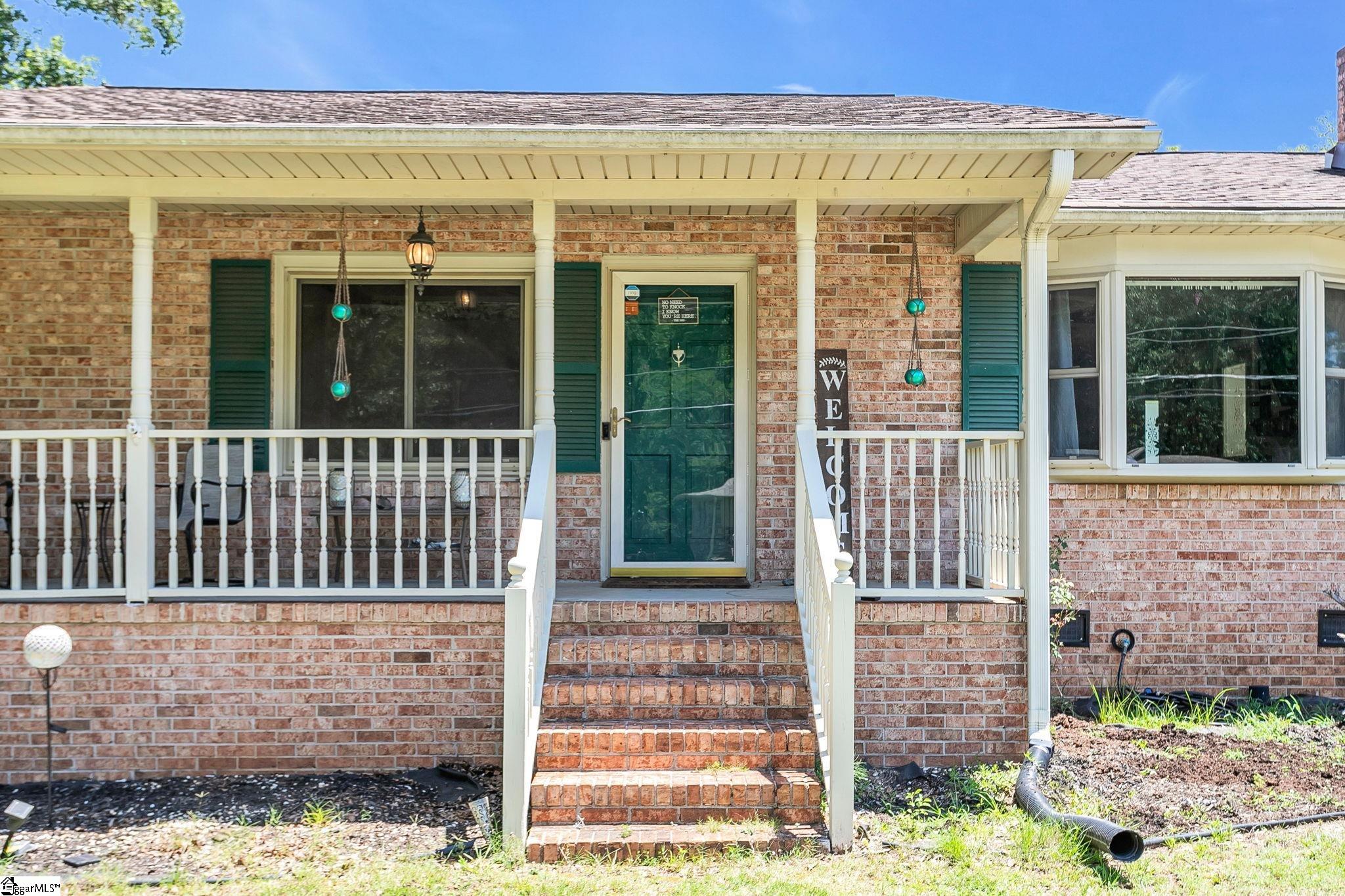 18 Konnarock Circle Property Photo 2