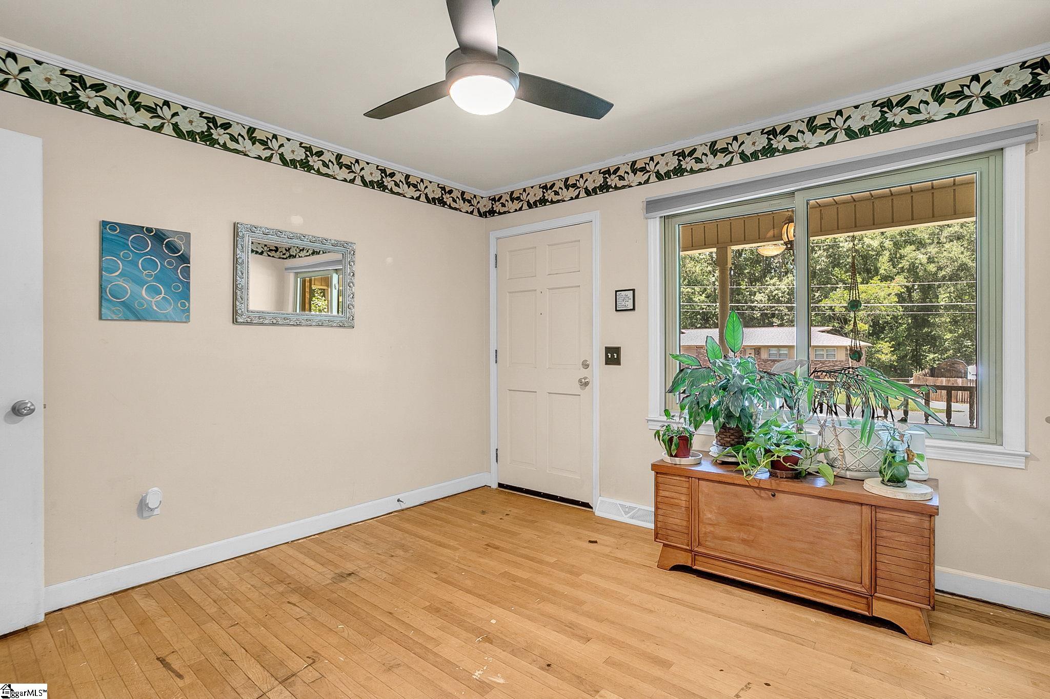 18 Konnarock Circle Property Photo 6