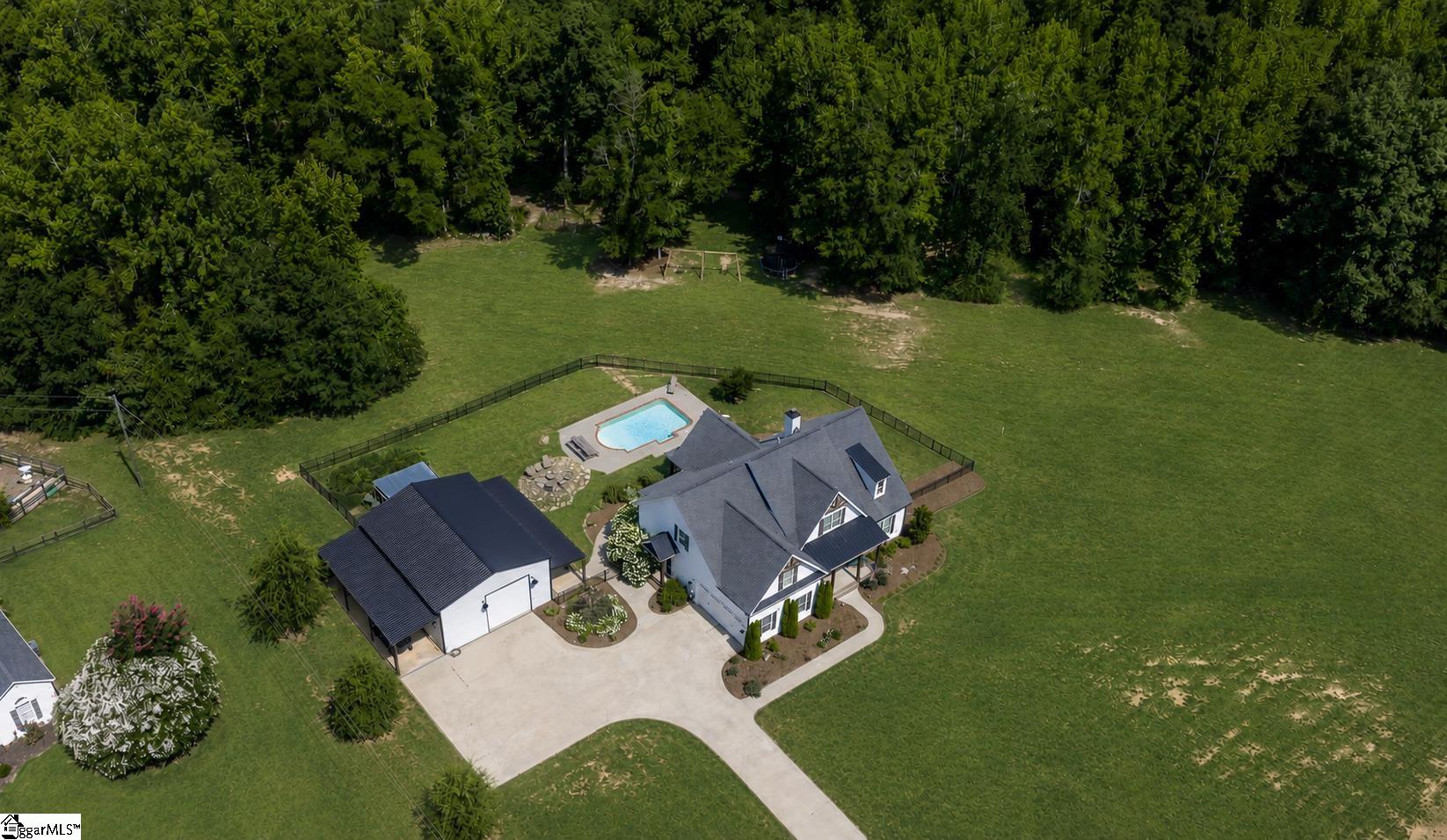 580 Hipps Road Property Photo 46