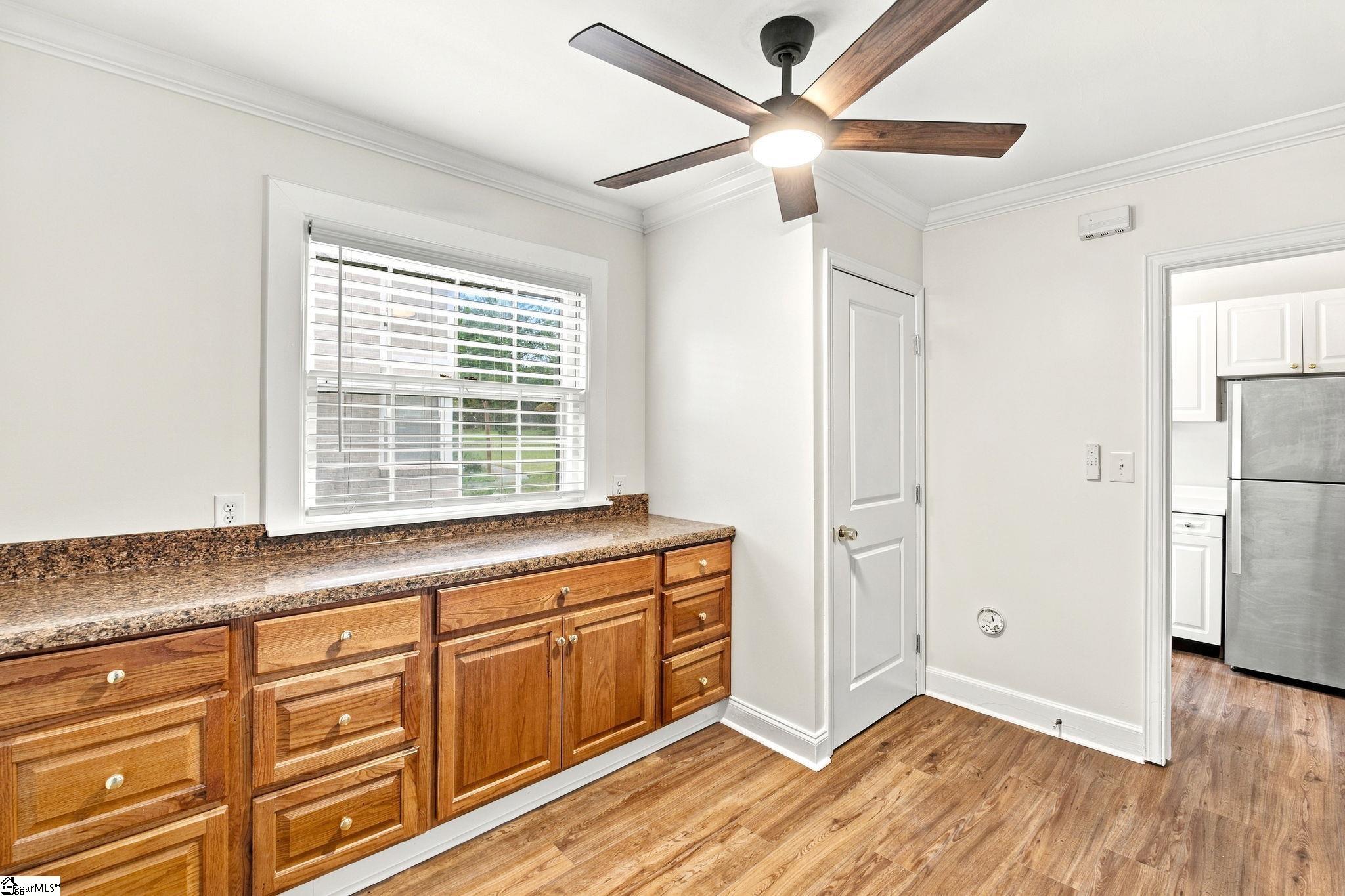 100 Lewis Drive Property Photo 11