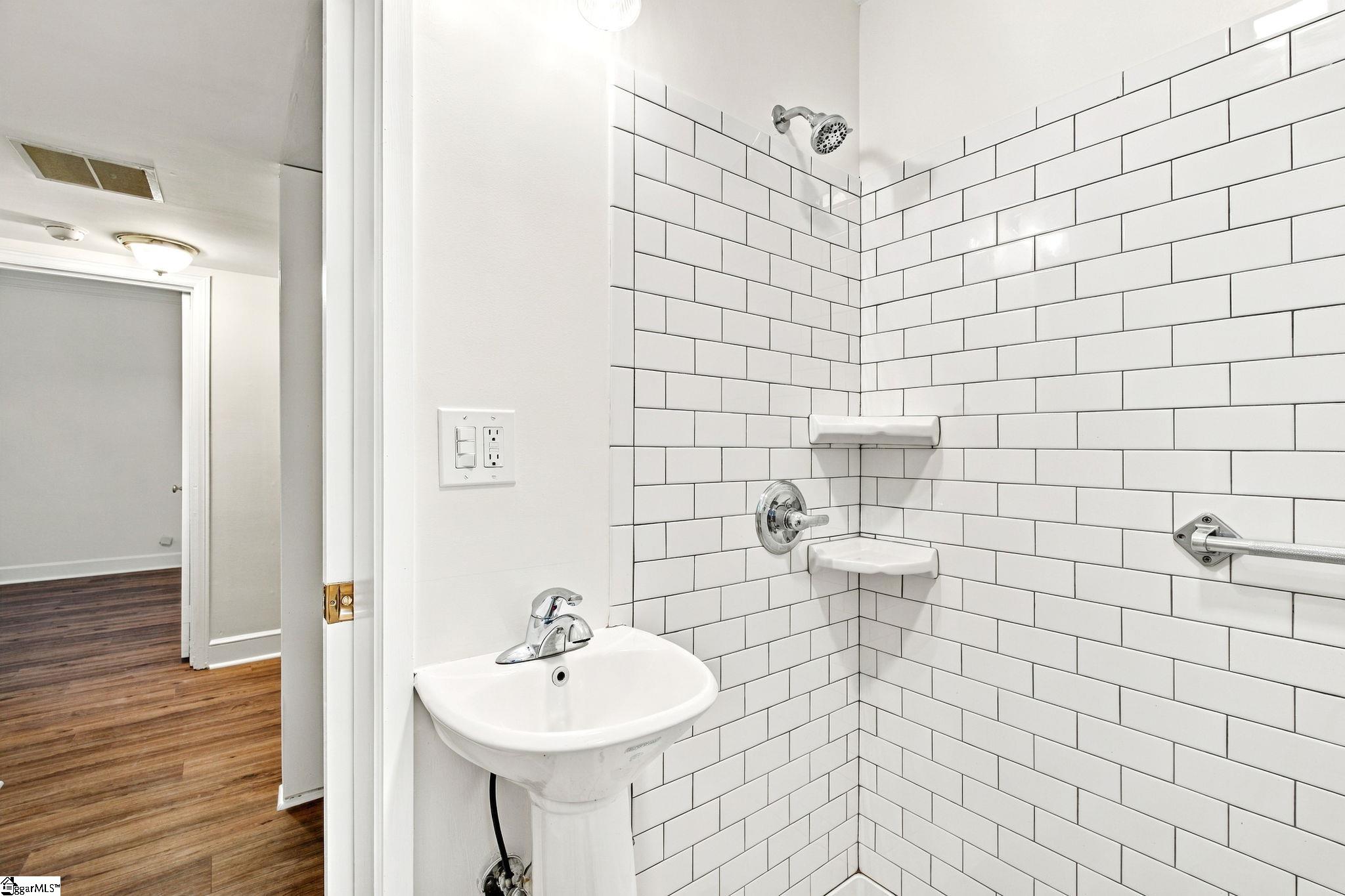 100 Lewis Drive Property Photo 22