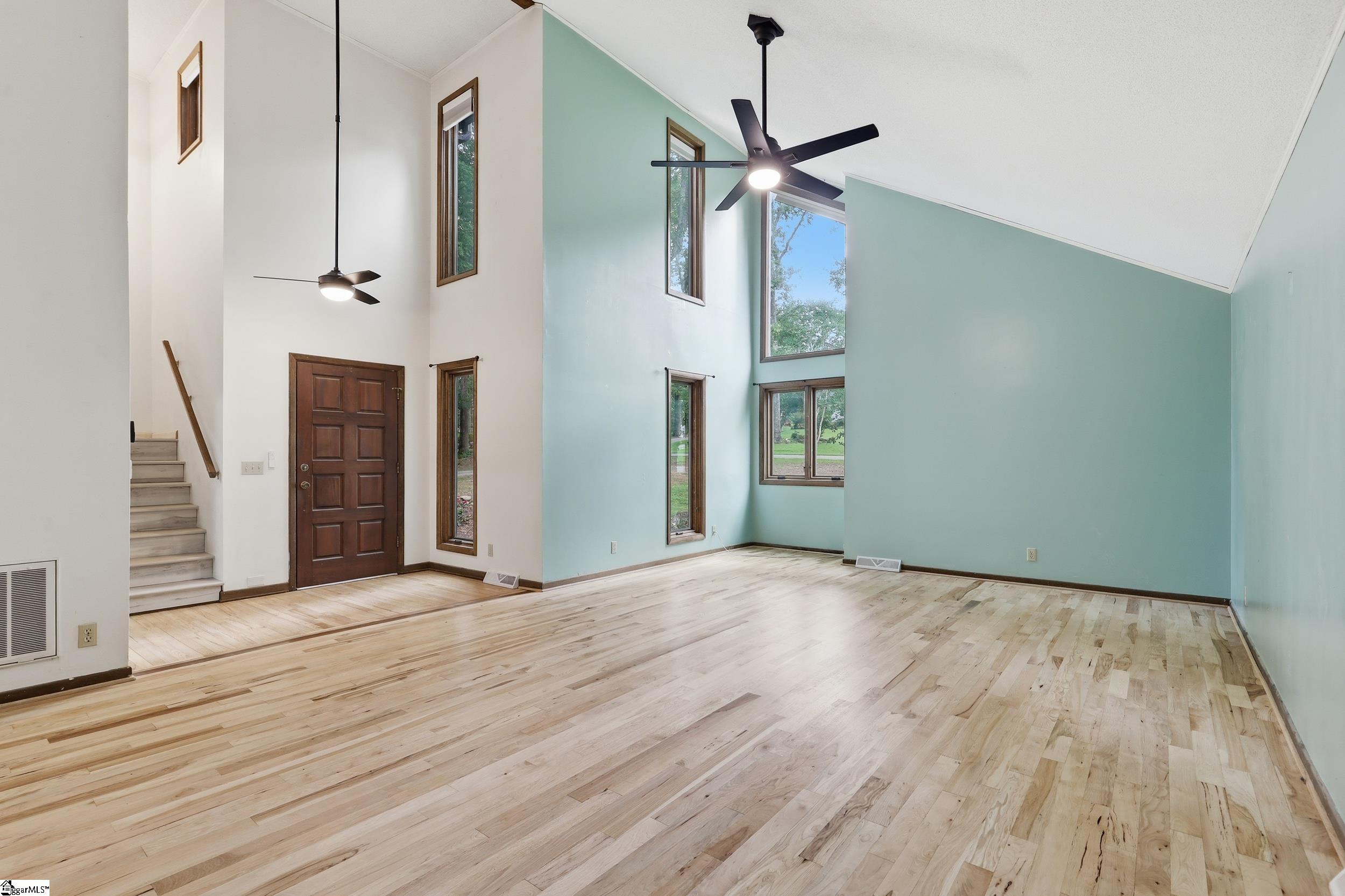 68 Washington Drive Property Photo 13