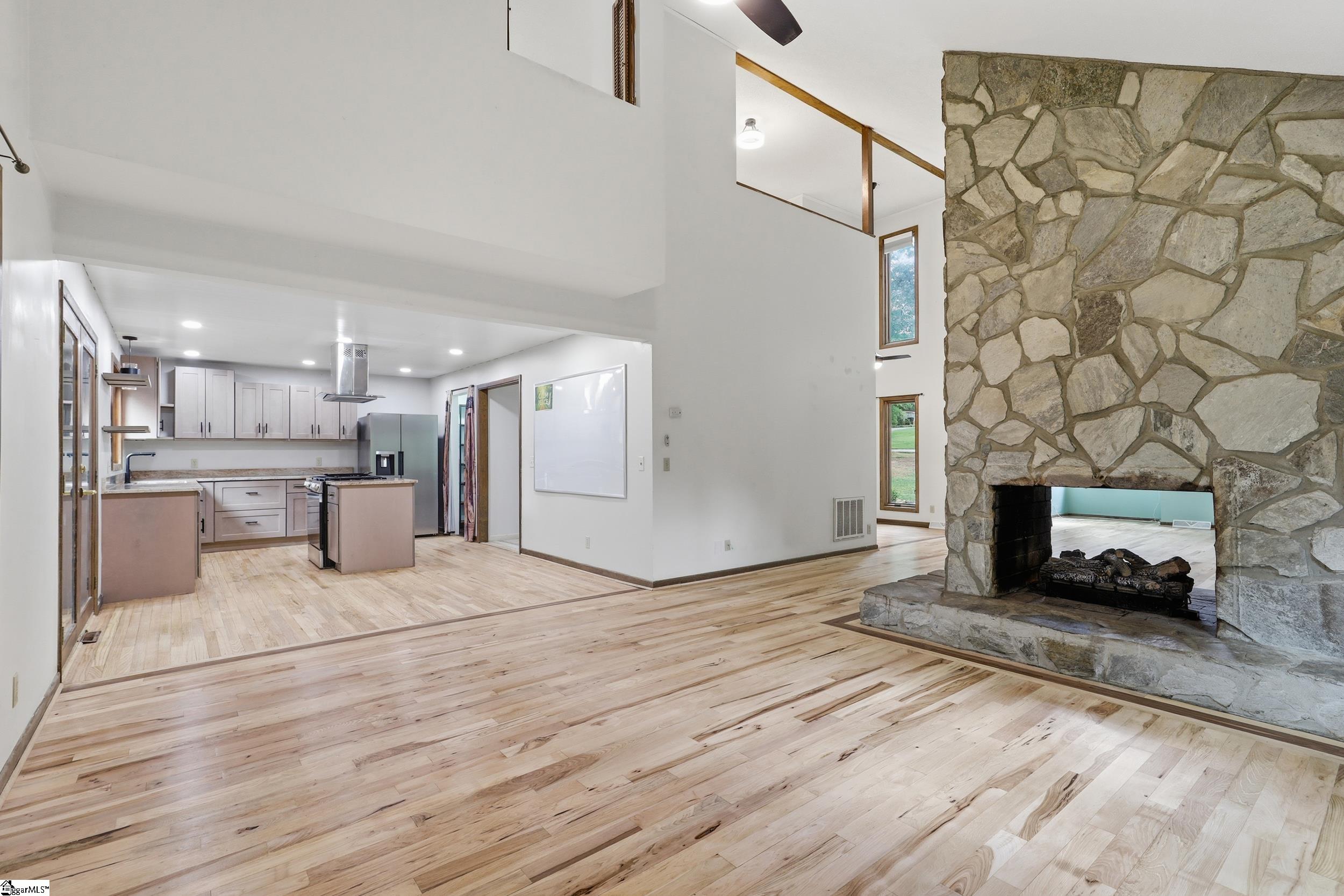 68 Washington Drive Property Photo 15