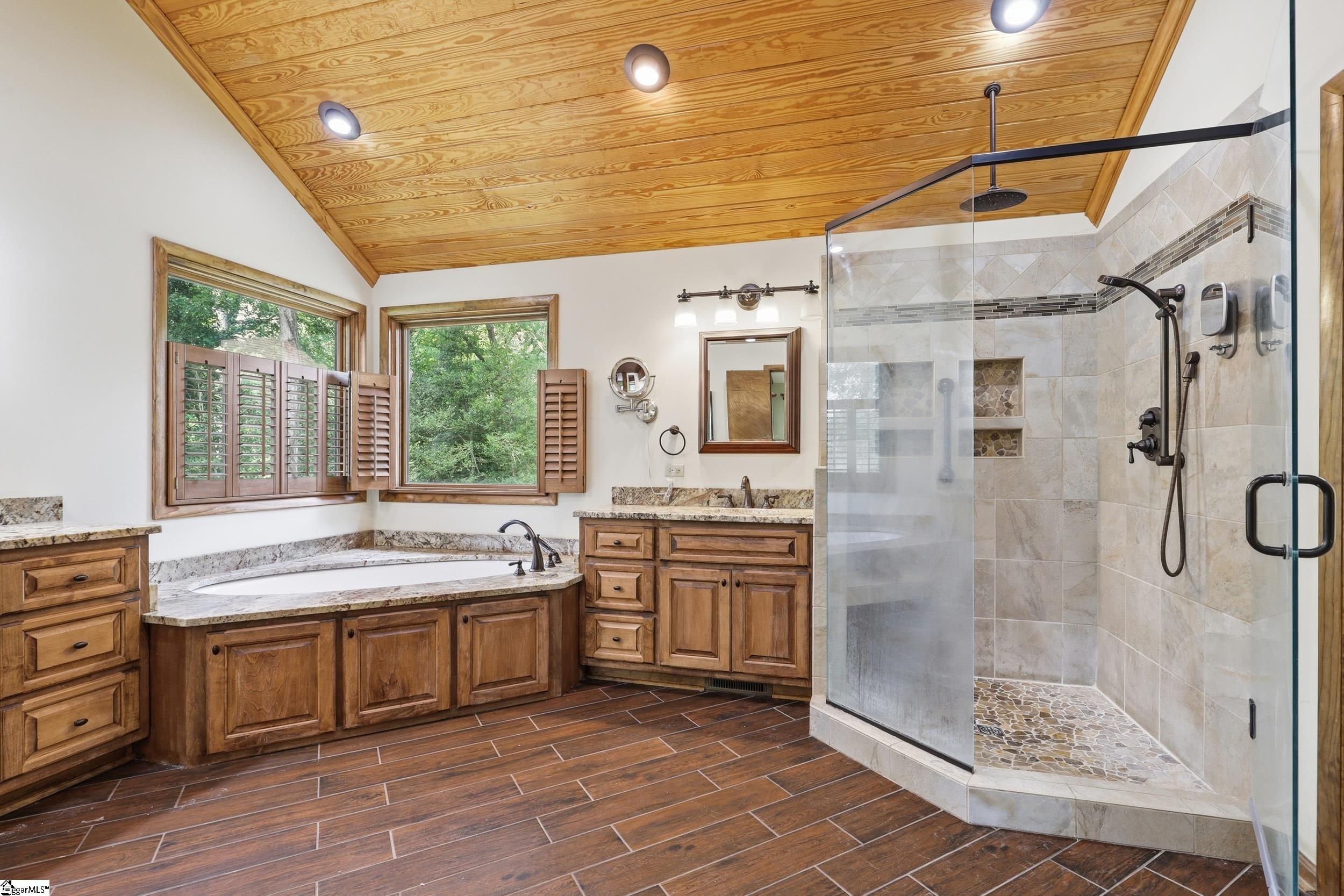 68 Washington Drive Property Photo 22