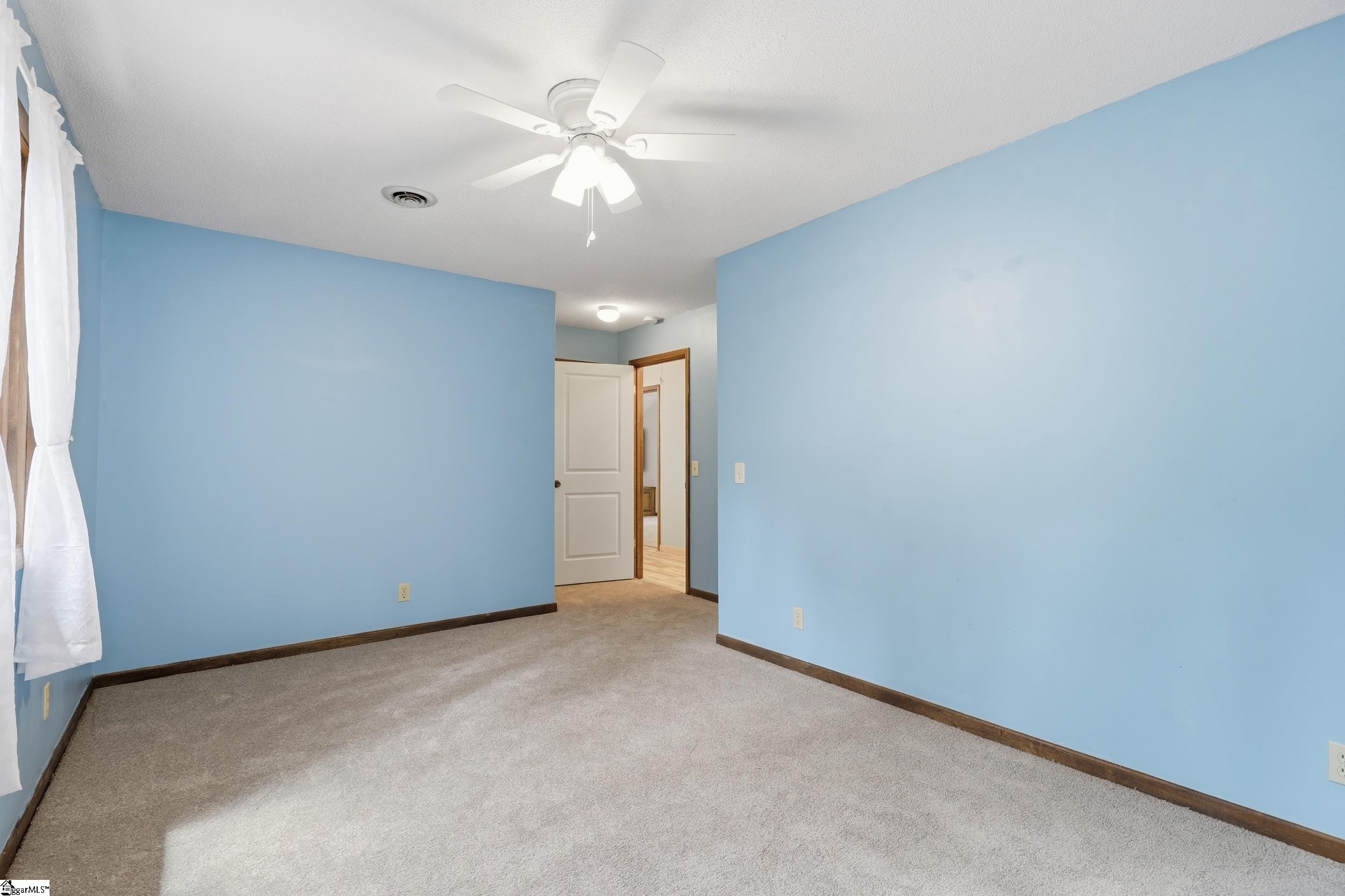 68 Washington Drive Property Photo 30