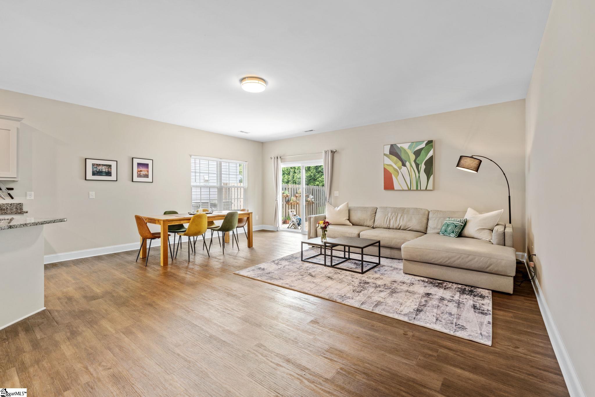 1598578 Property Photo 14