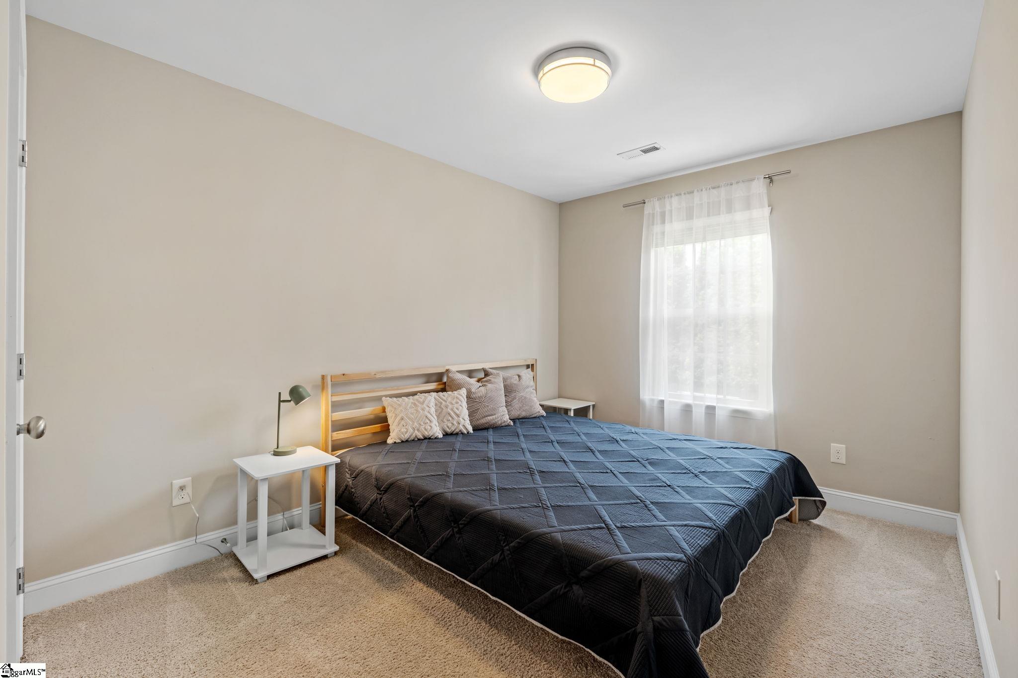 1598578 Property Photo 26