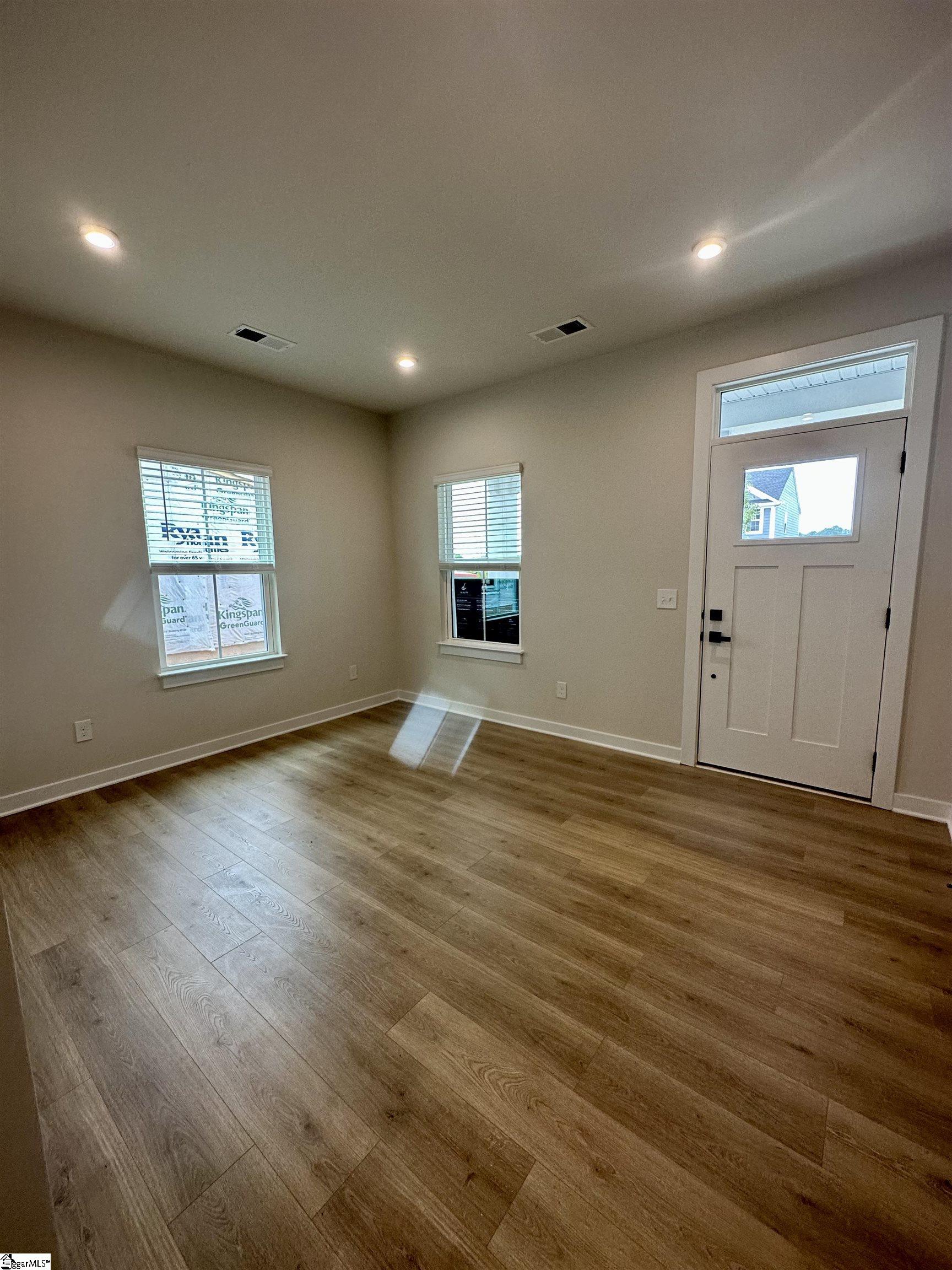 733 Lady Fern Drive Property Photo 4