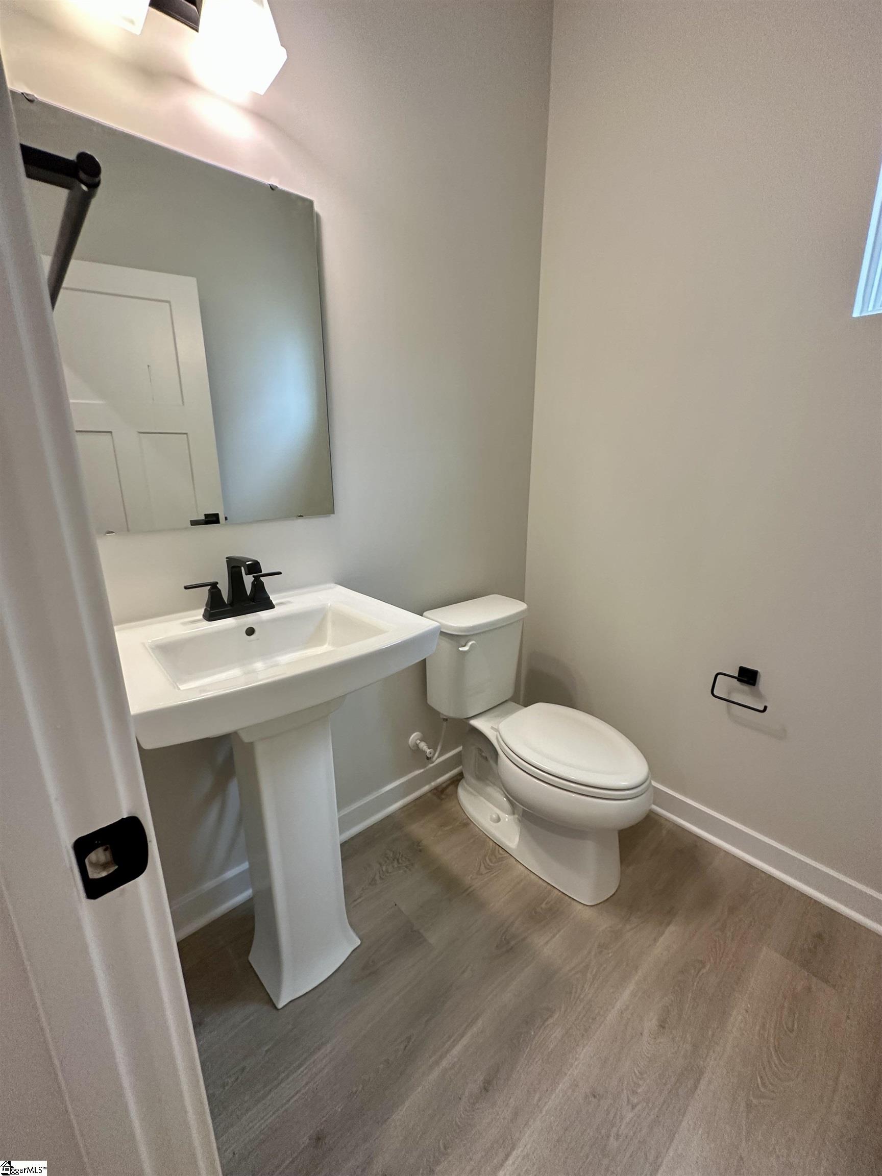 733 Lady Fern Drive Property Photo 14