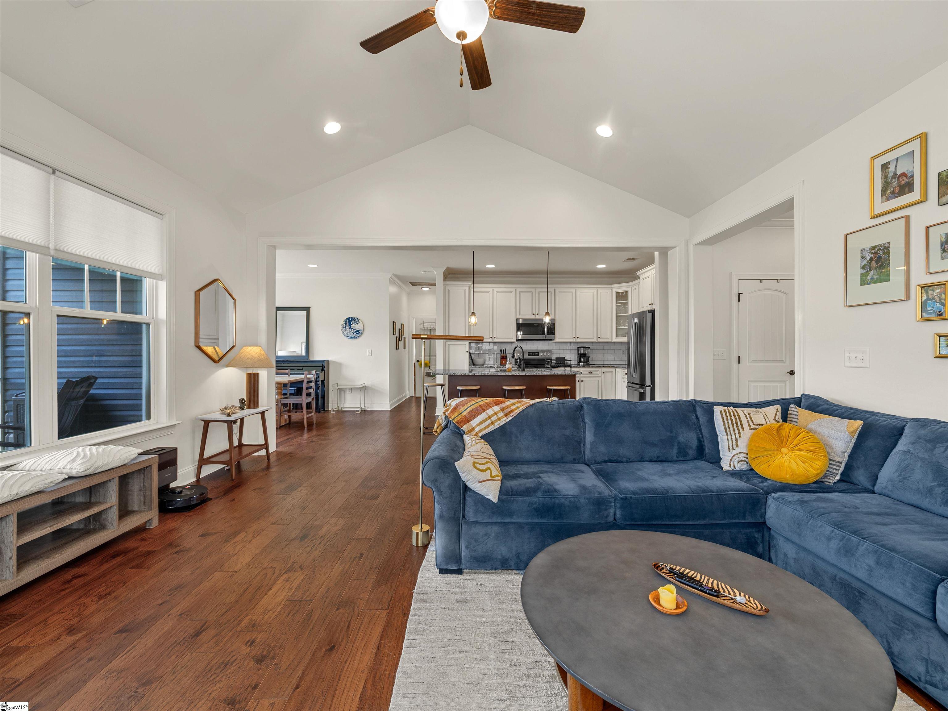 606 Downing Way Property Photo 10