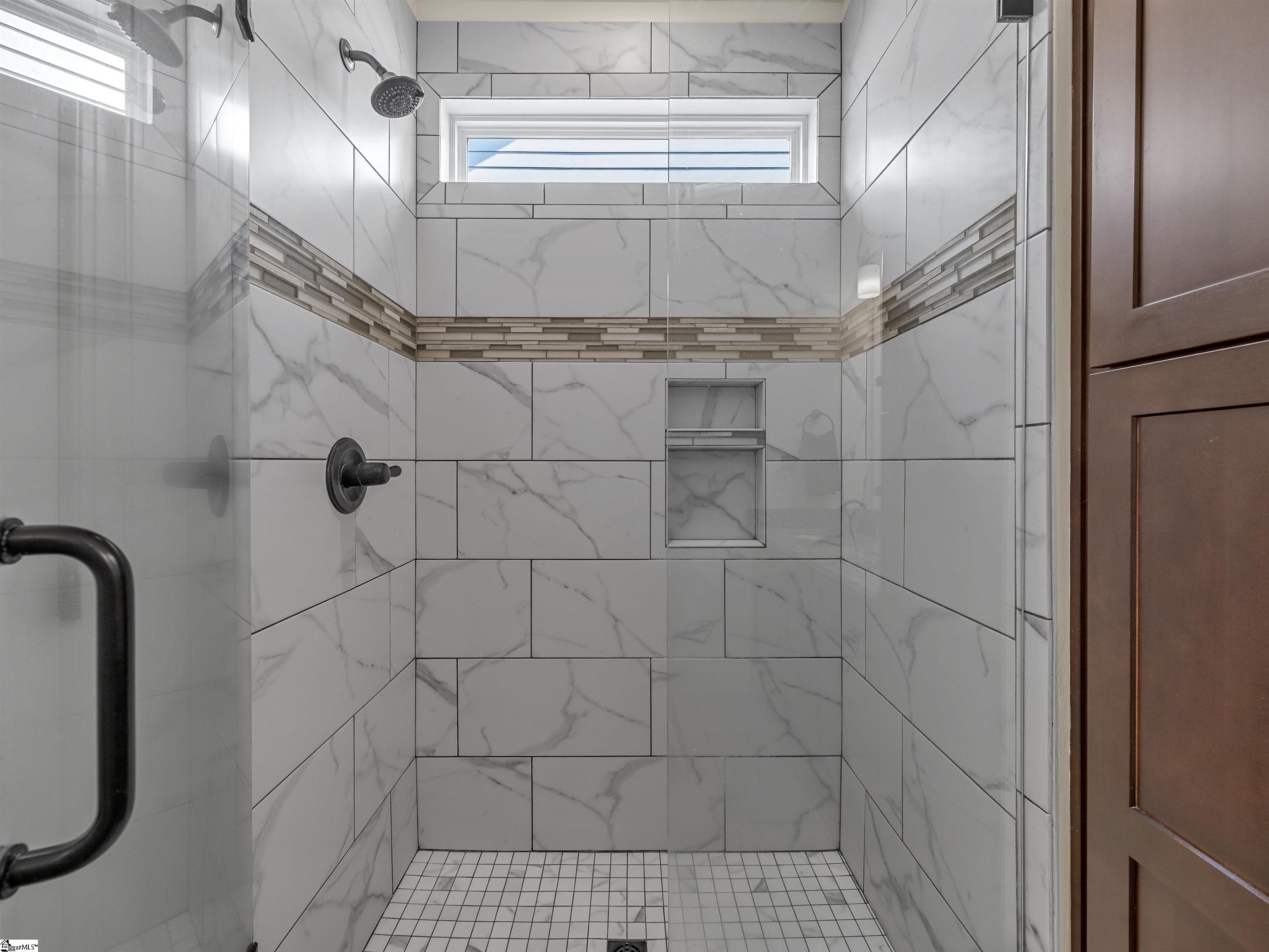 606 Downing Way Property Photo 26