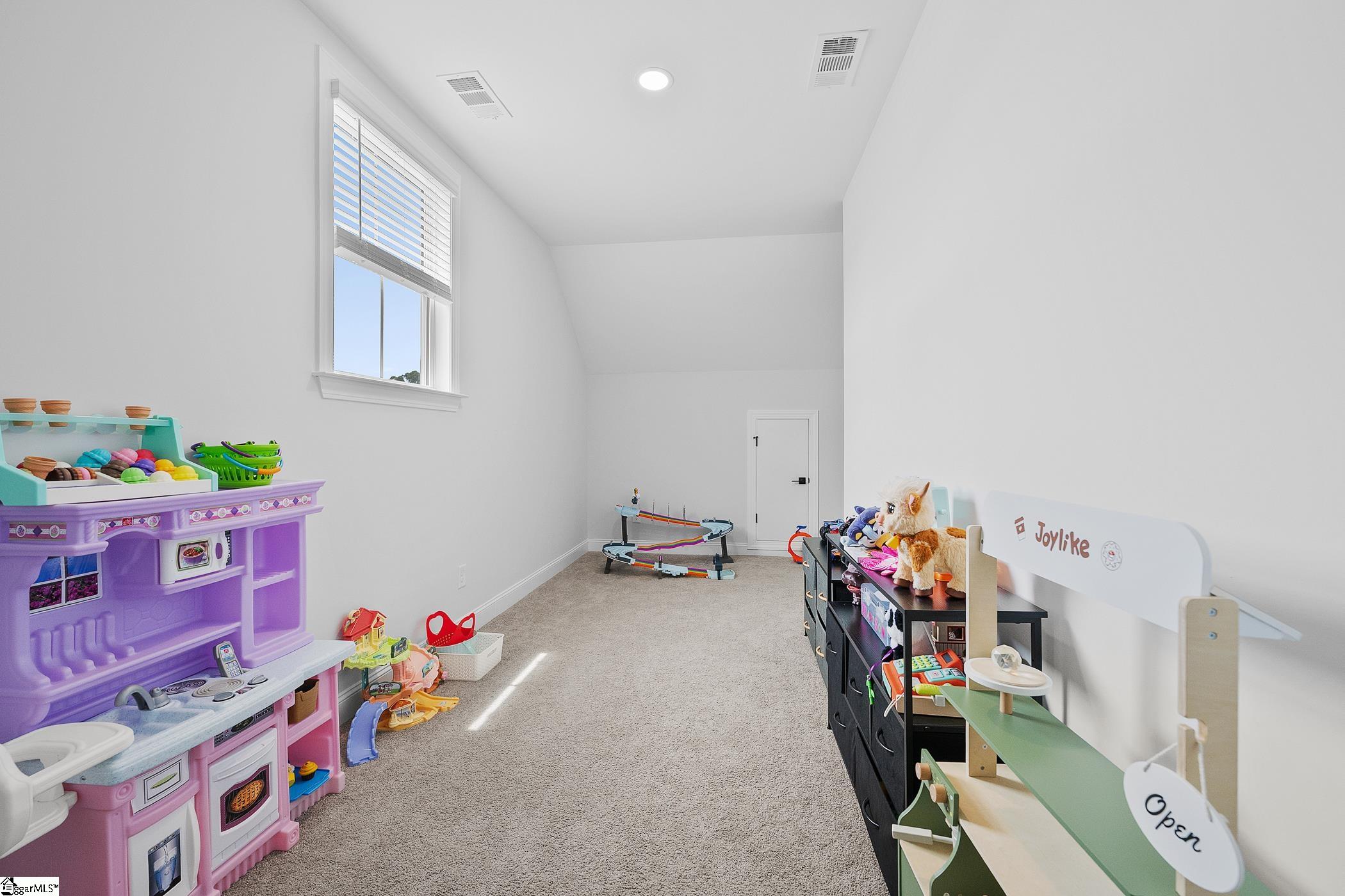 606 Lewes Avenue Property Photo 29