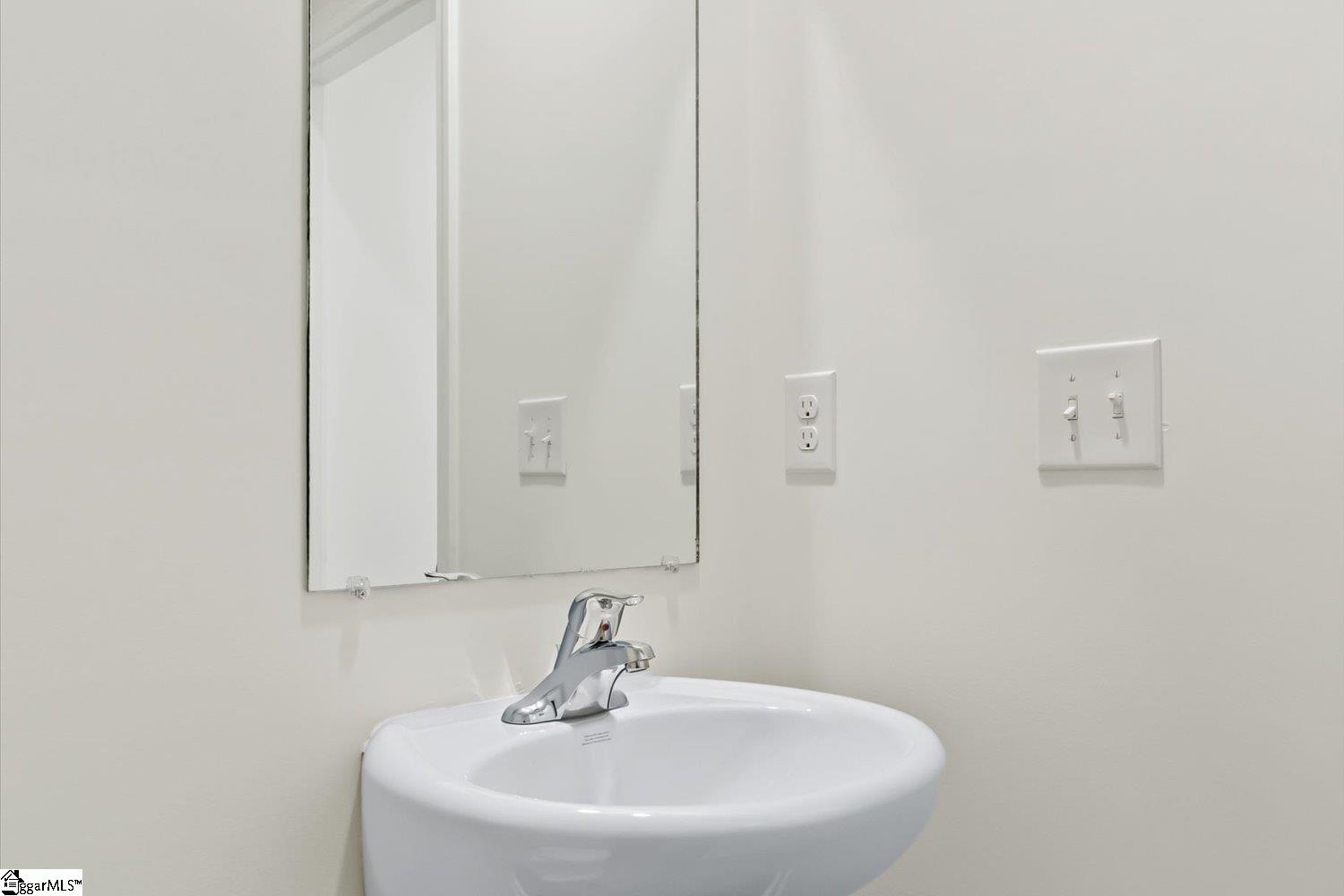 123 Russet Road Property Photo 8