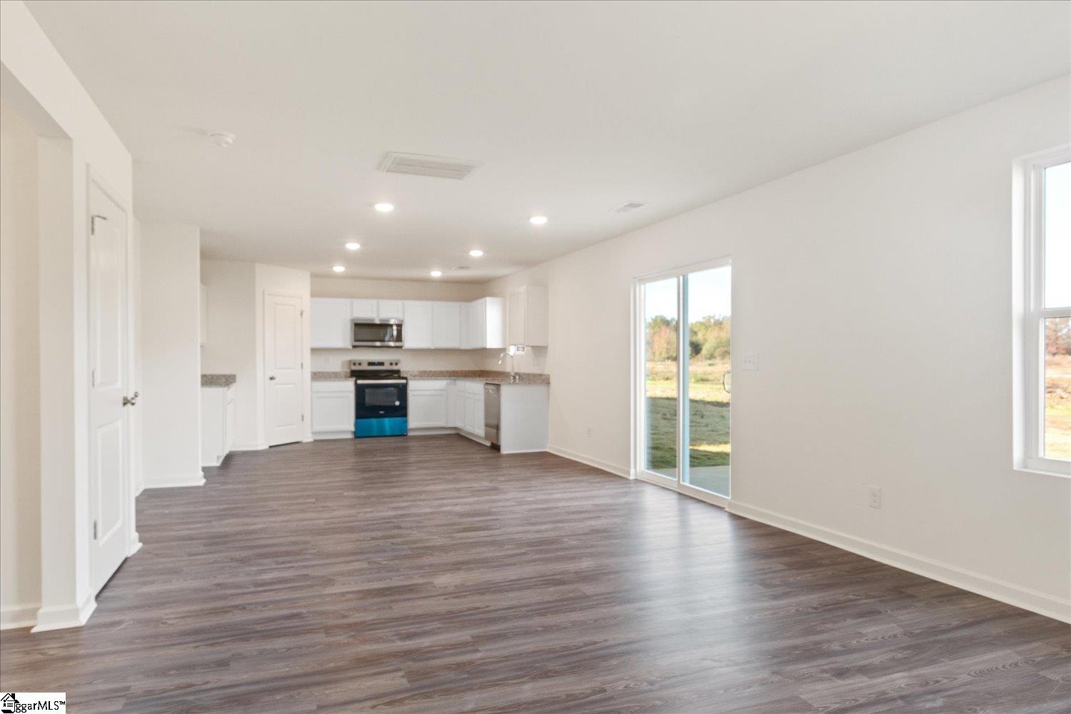 123 Russet Road Property Photo 12